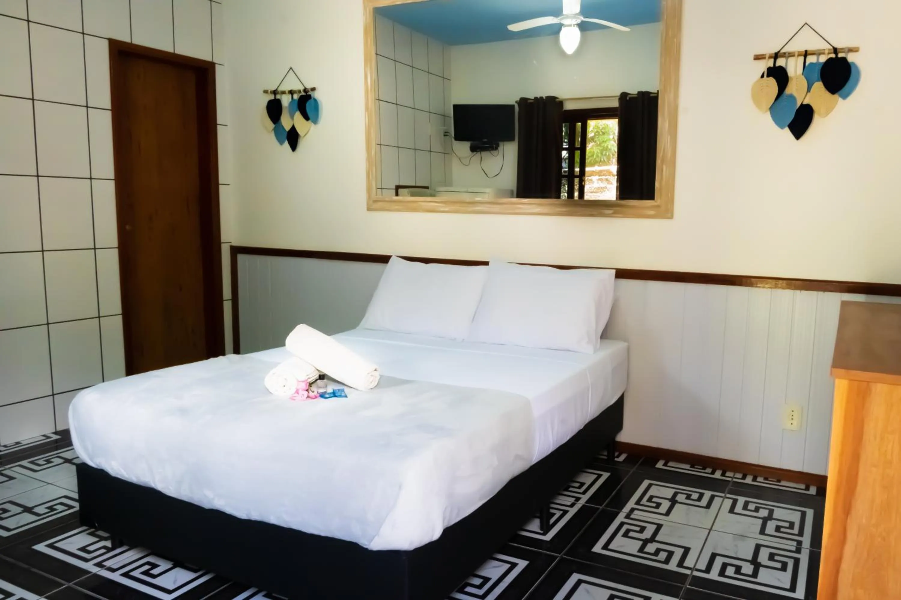 Bed in Raio de Sol pousada & camping