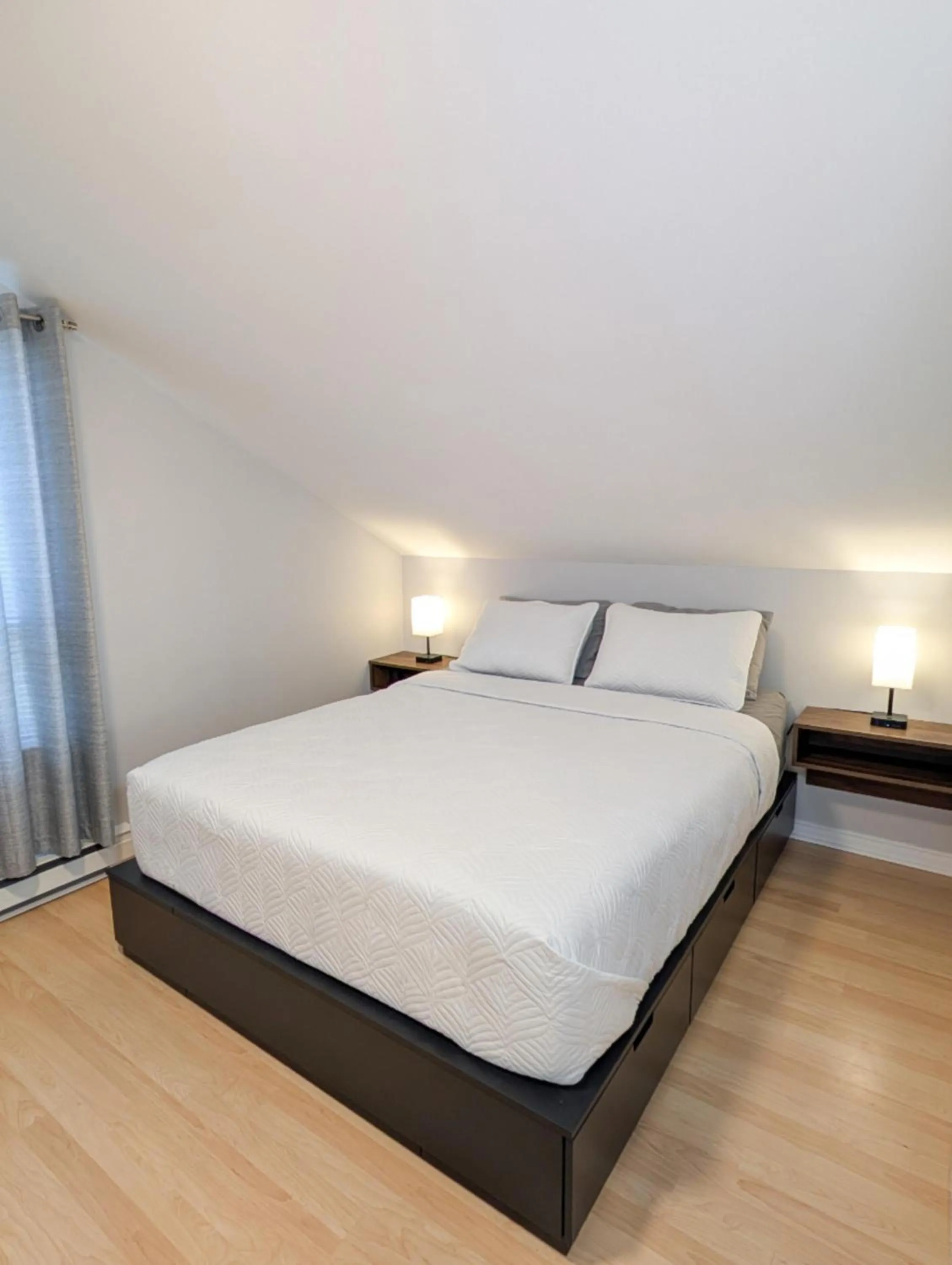 Bed in Hébergement Harvey