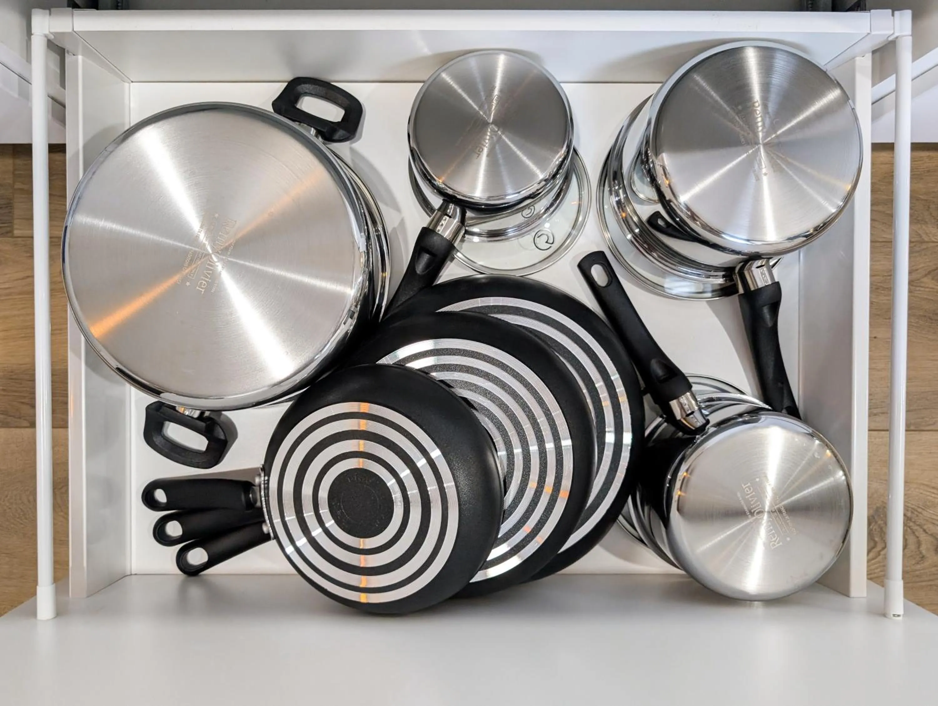 Kitchen or kitchenette in Hébergement Harvey