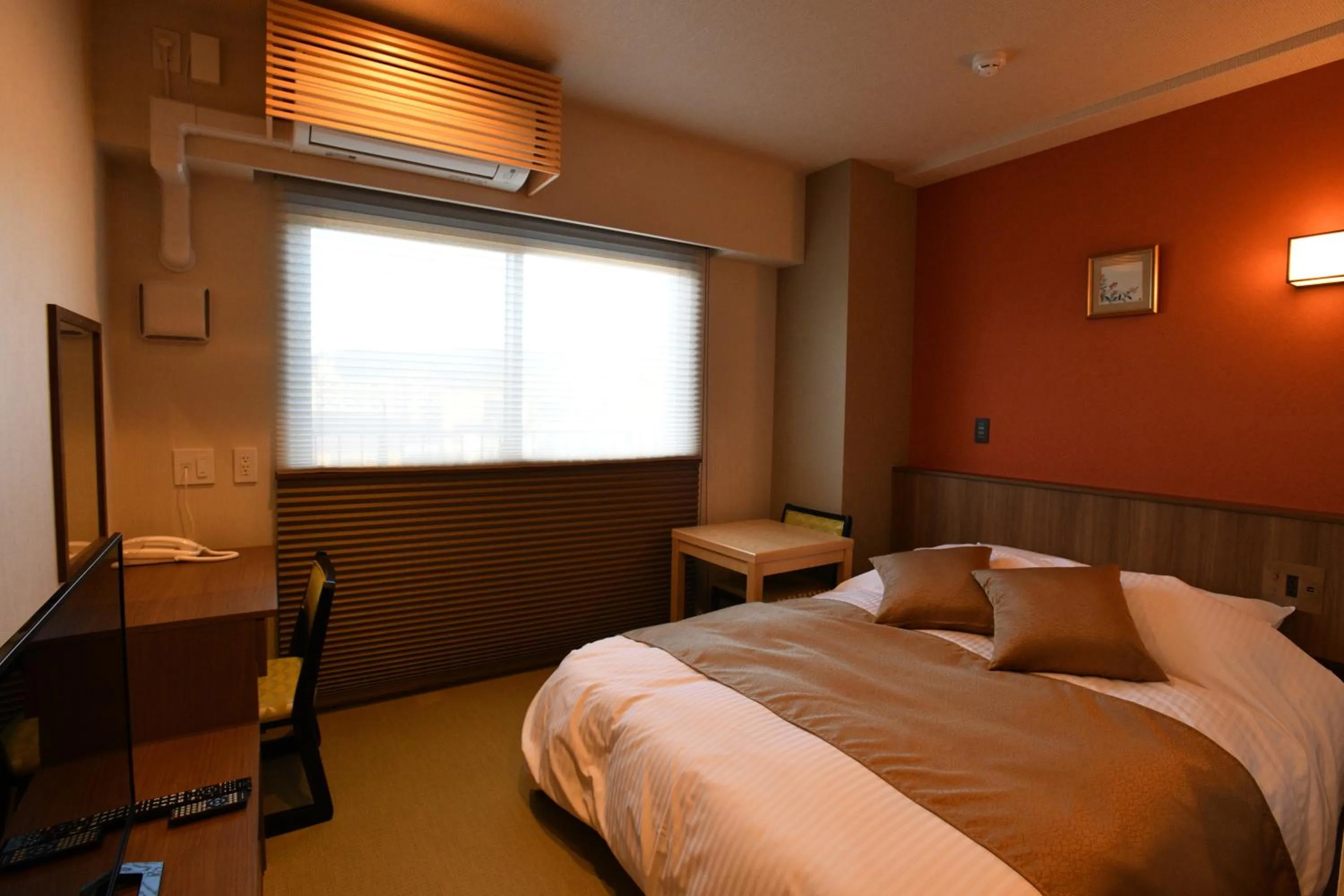 Photo of the whole room, Bed in Hotel Imari Aioibashi Bettei