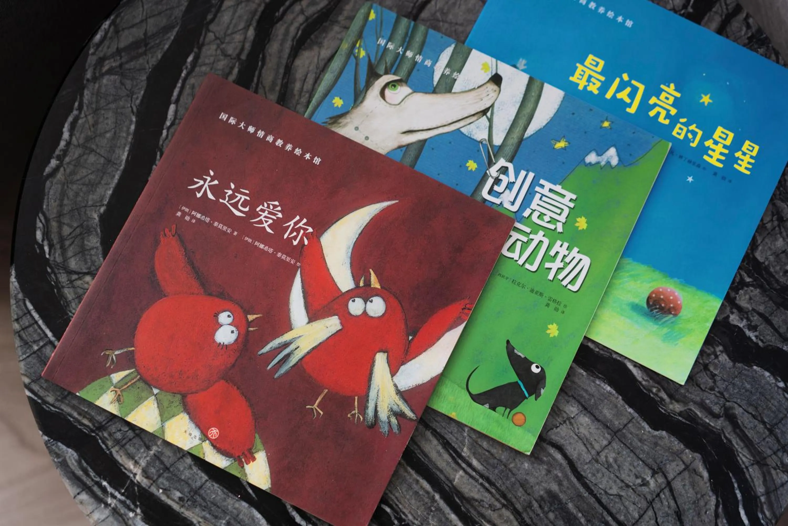 young children in The Luzerne Hotel