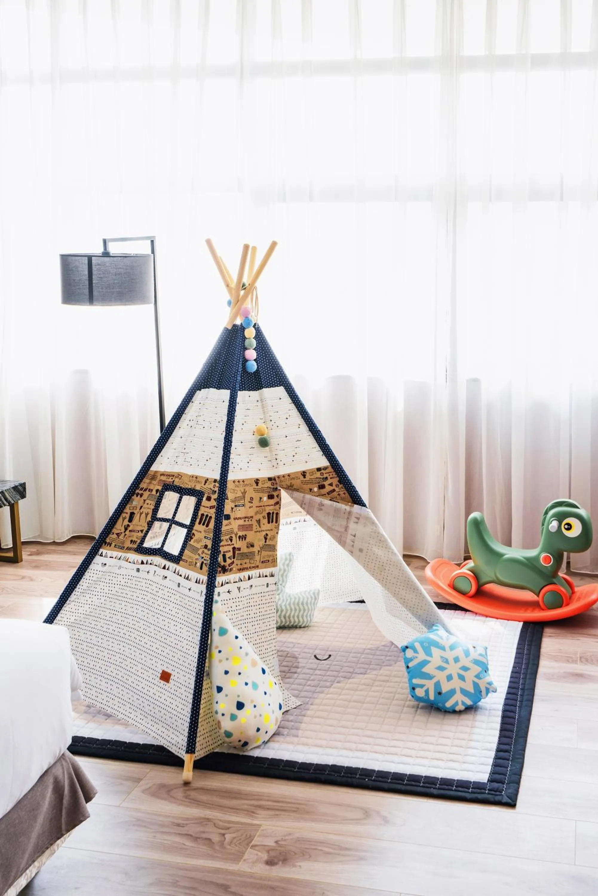 Bedroom in The Luzerne Hotel