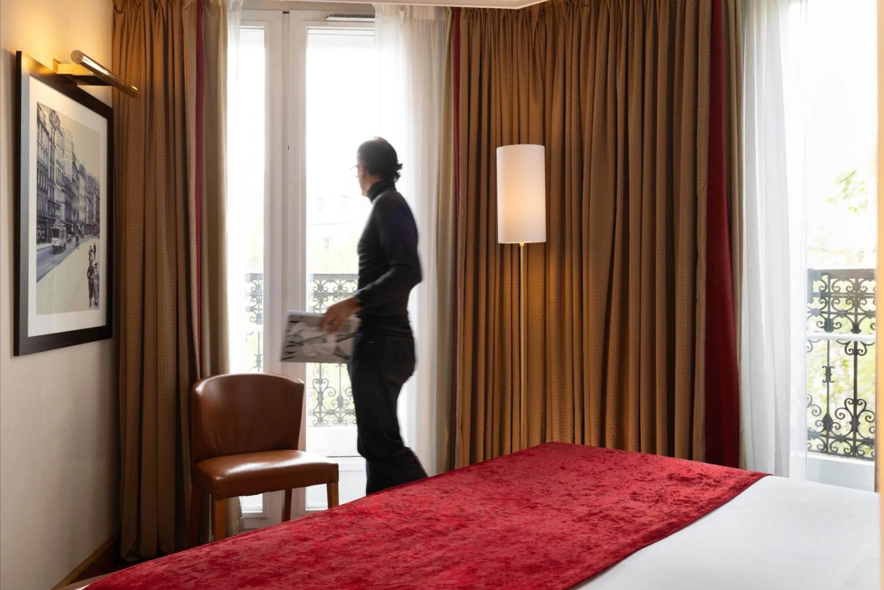 People, Bed in Royal Saint Michel