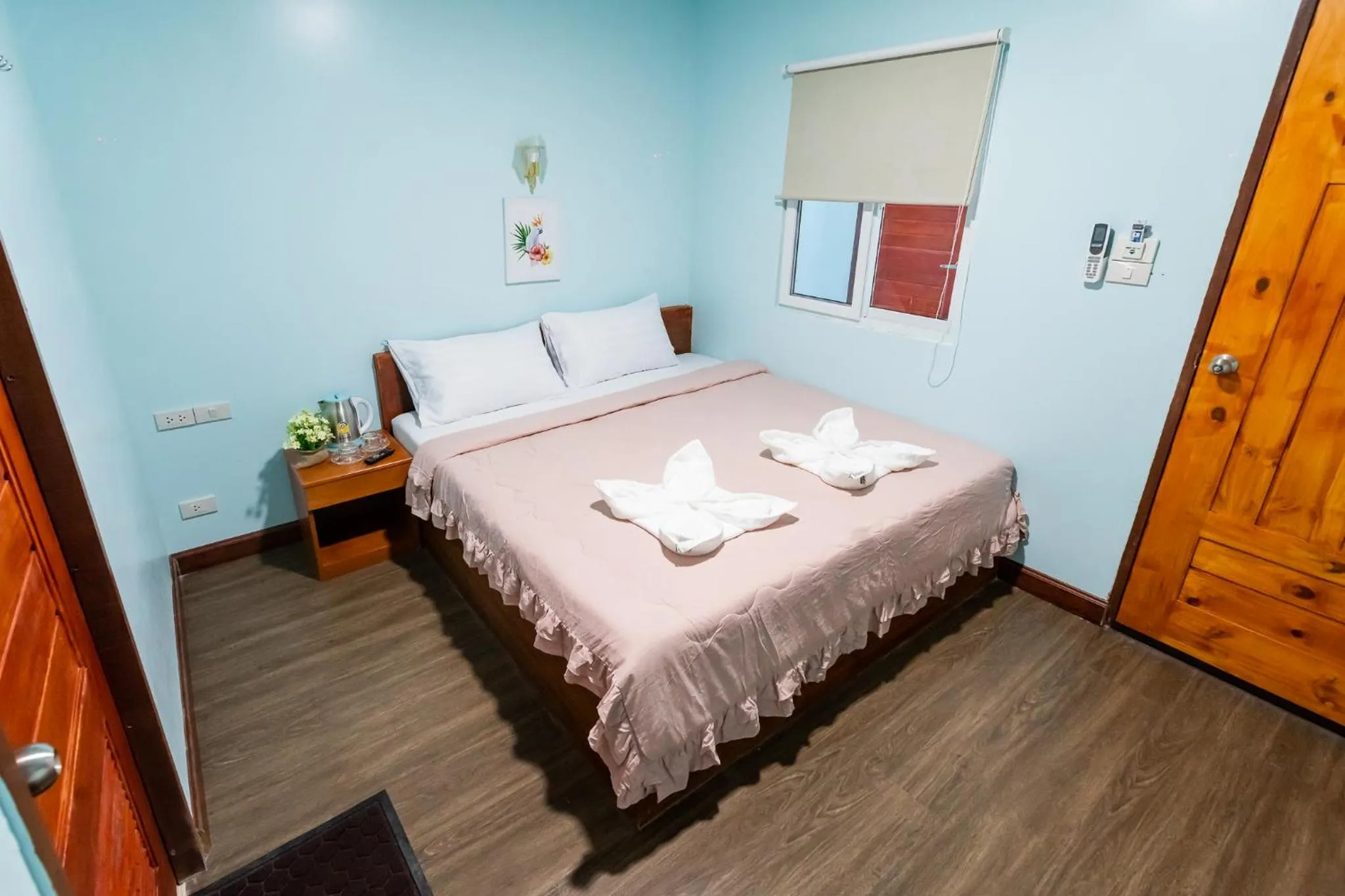 Bed in Aladdin Guest House