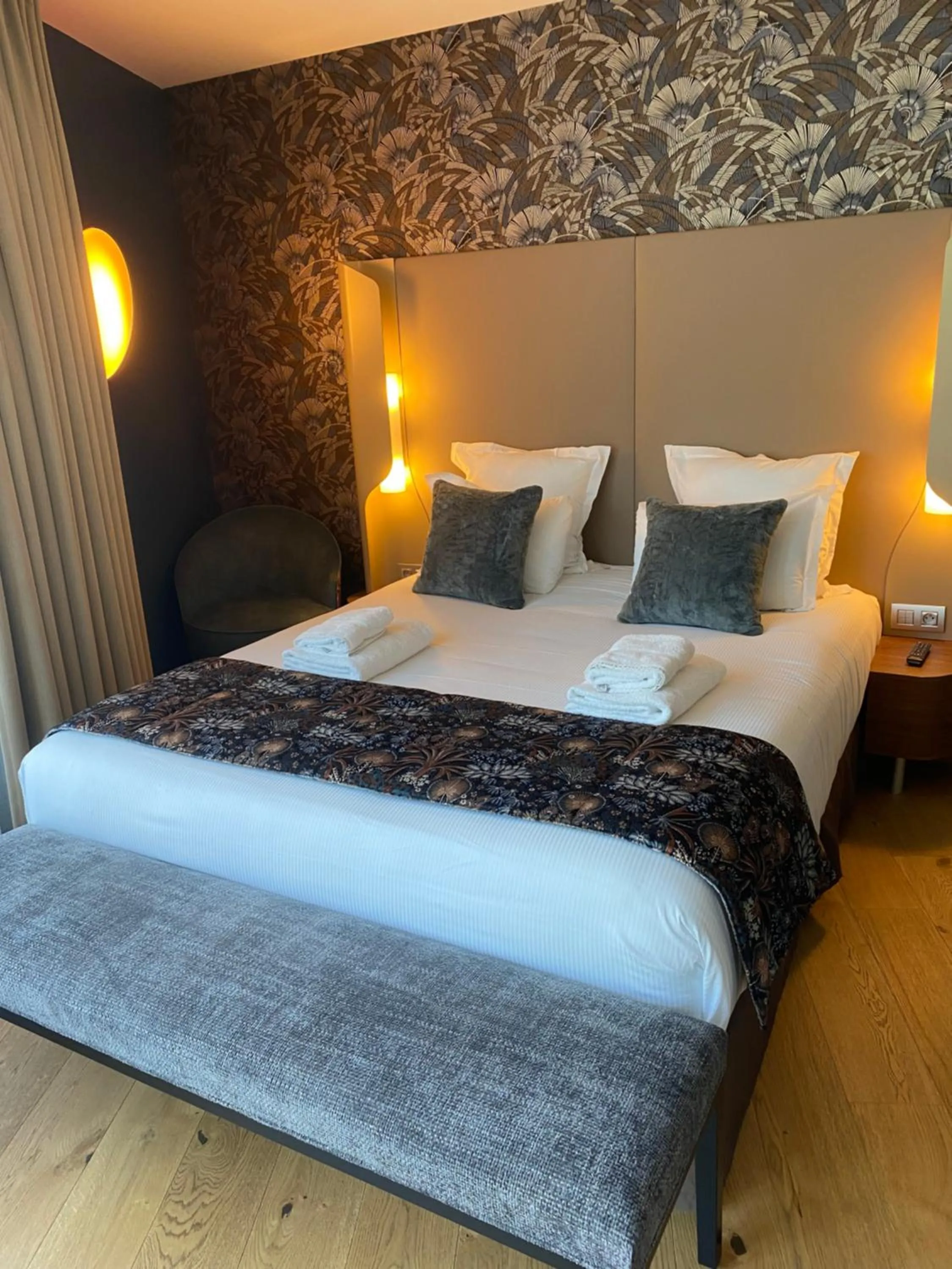 Bed in Dali Hôtel Perpignan - Restaurant