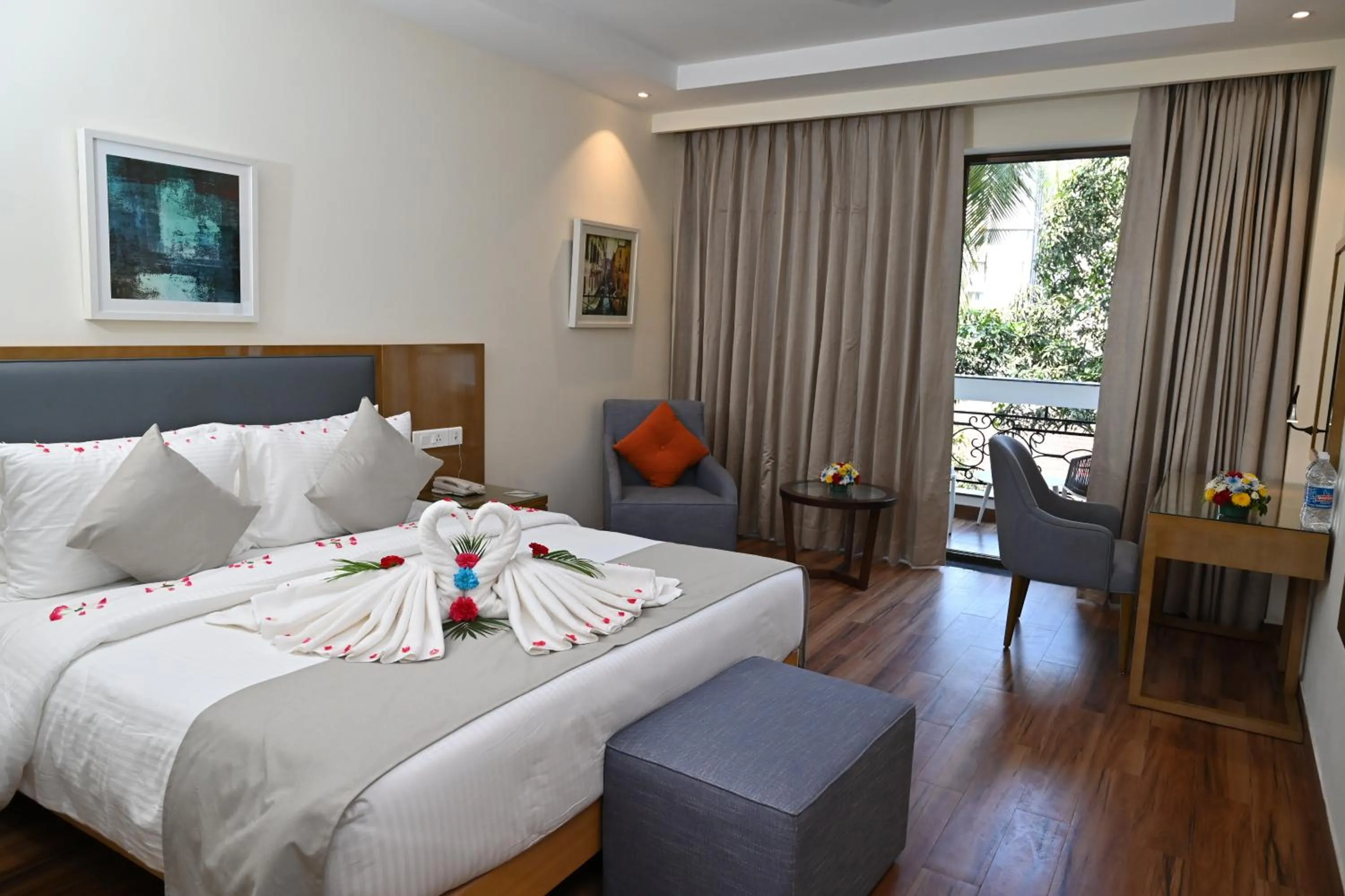 Bed in Resort The Lohias, Goa Candolim