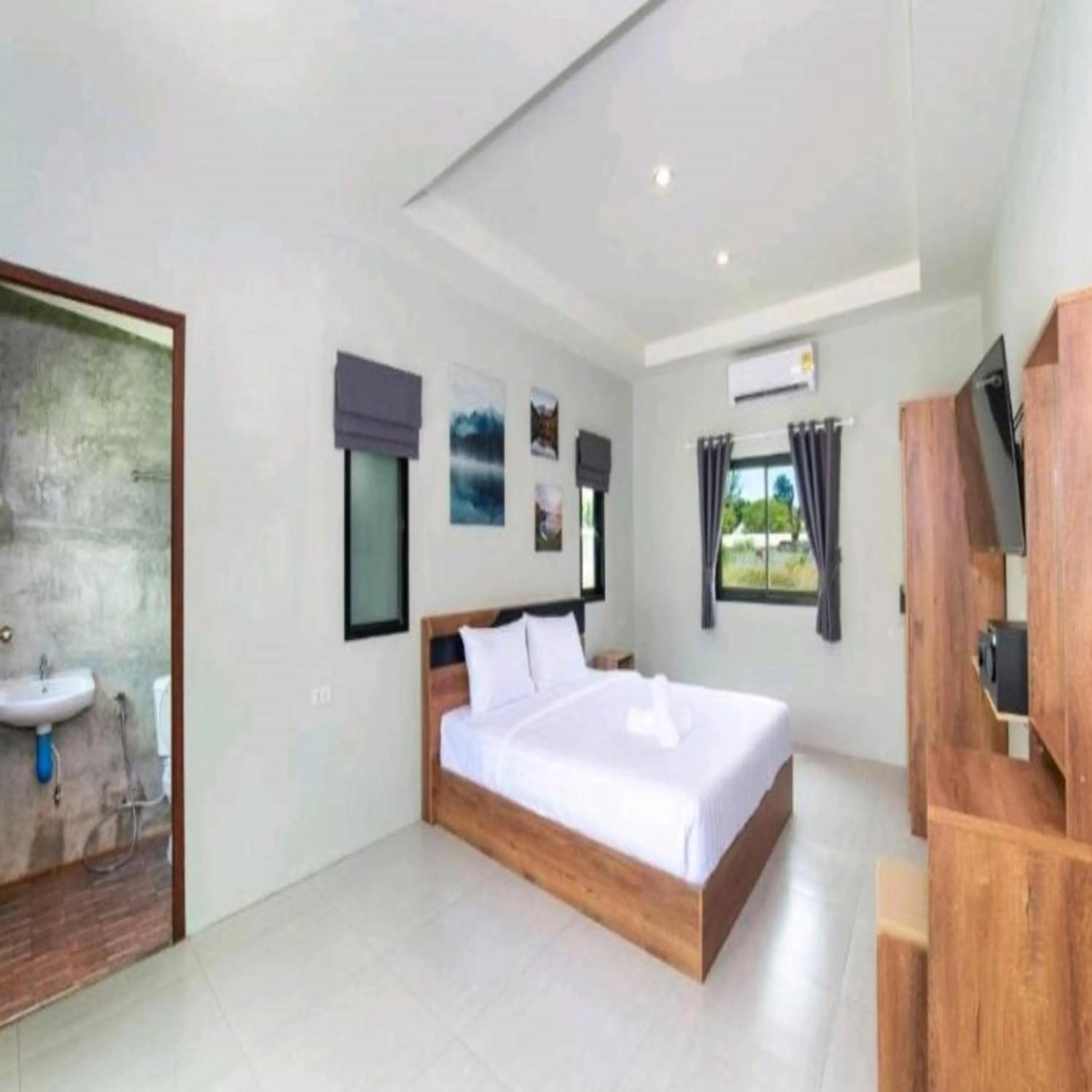 Bedroom, Bed in Malinee Resort