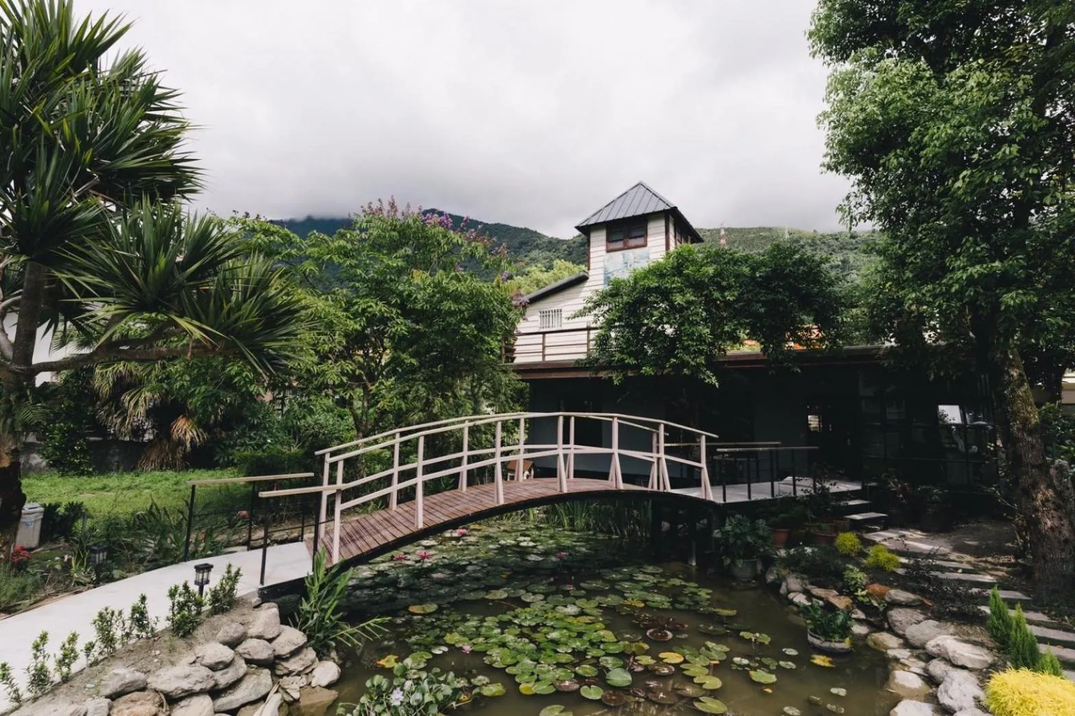 Monet Garden Coffee Farm