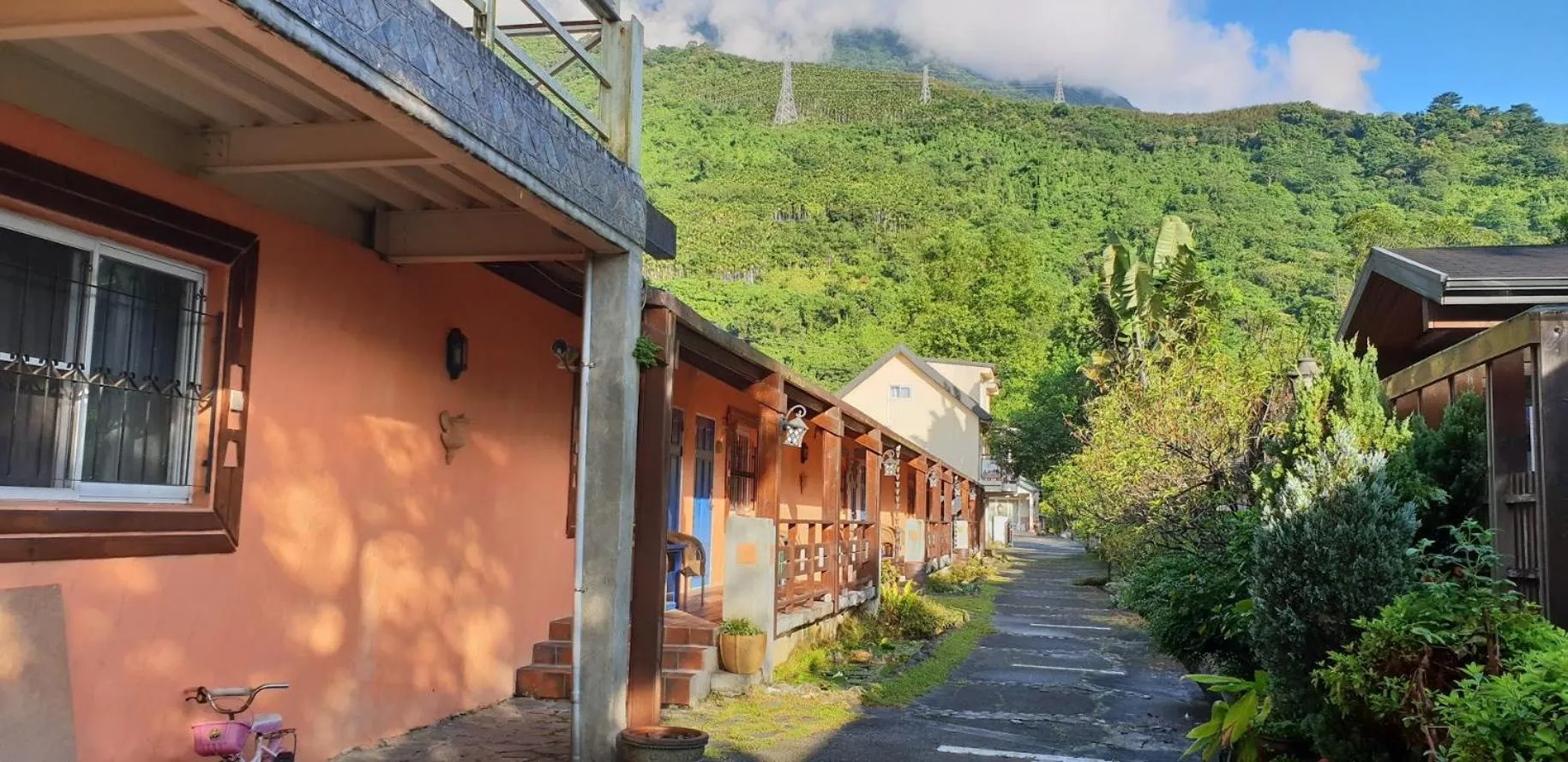 Monet Garden Coffee Farm