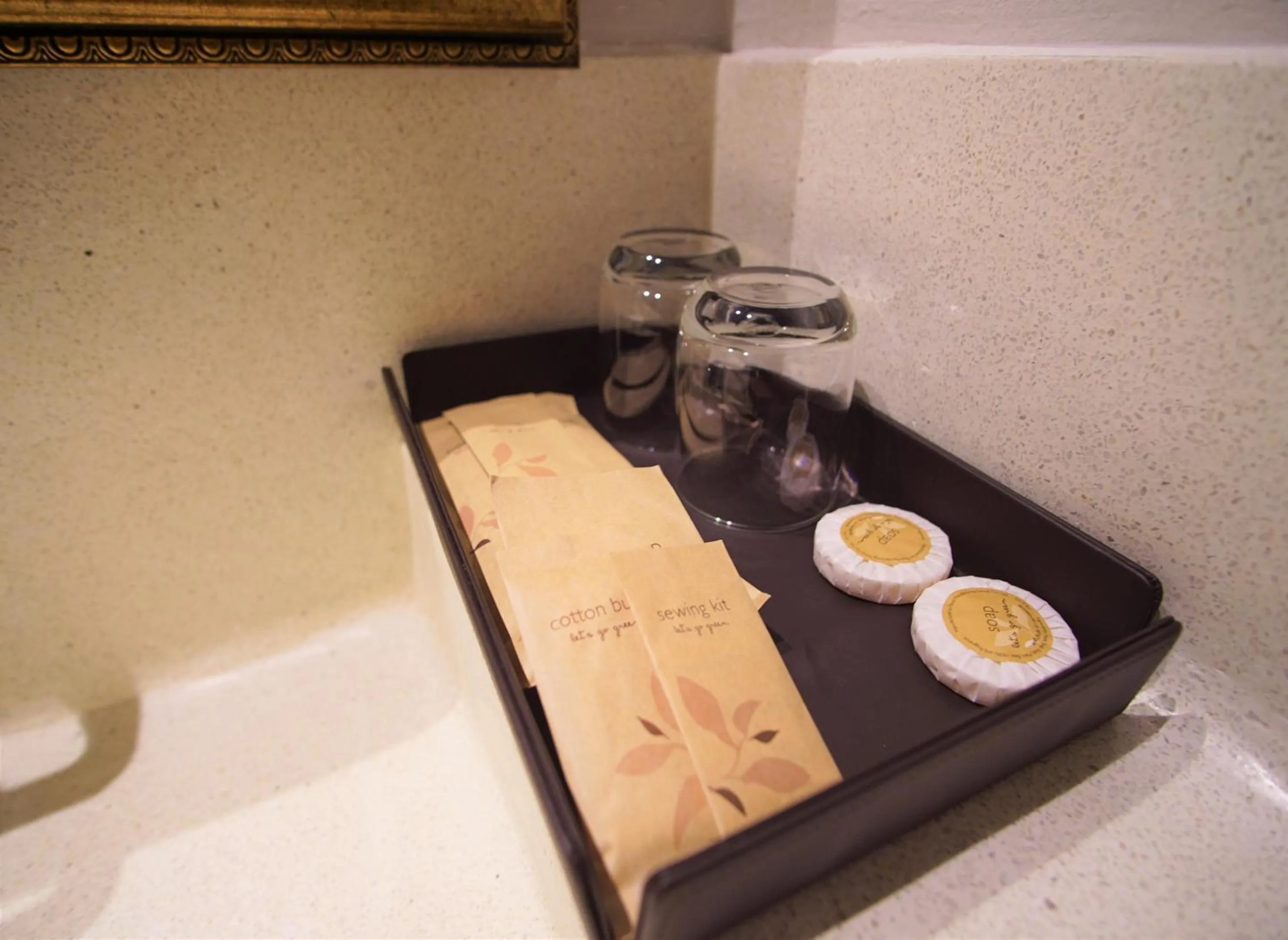 Food and drinks in Hideaway