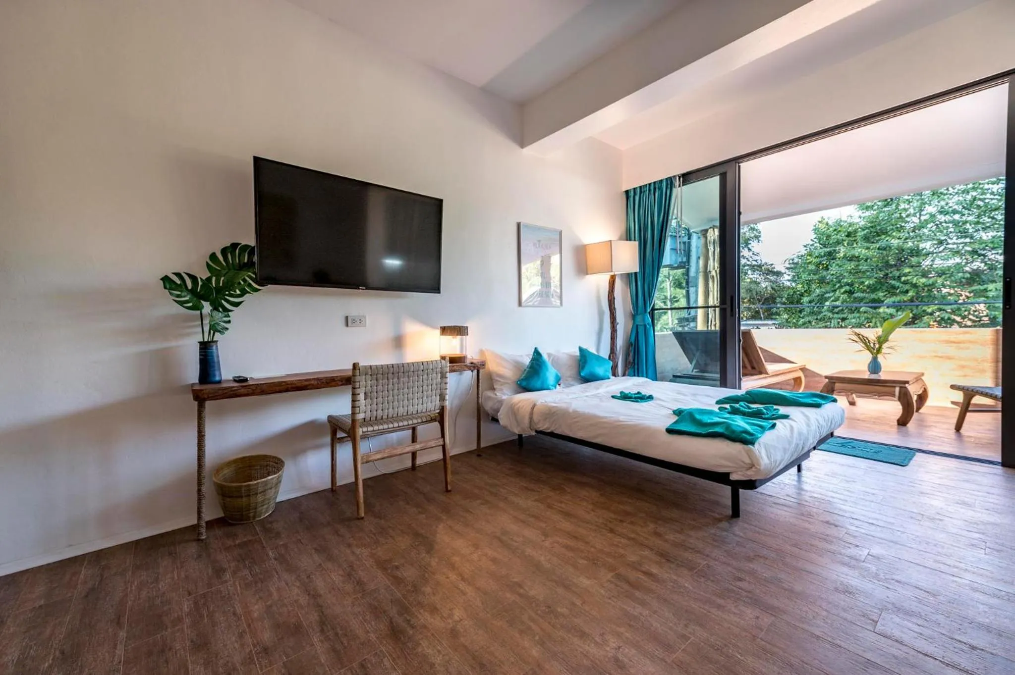 Bed in By The Sea Koh Mak Boutique Guesthouse