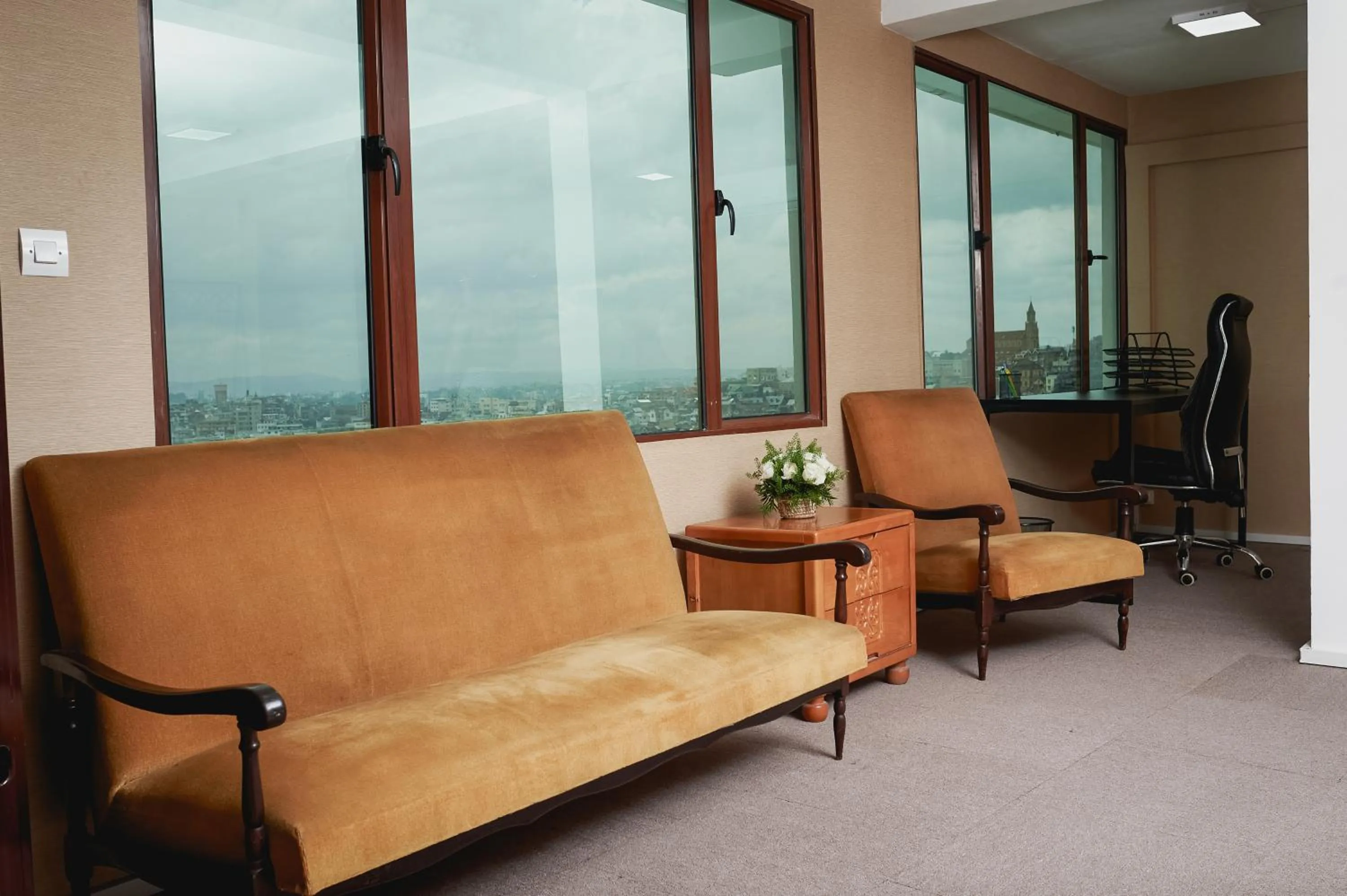 Seating area in Hotel Le Pousse Pousse