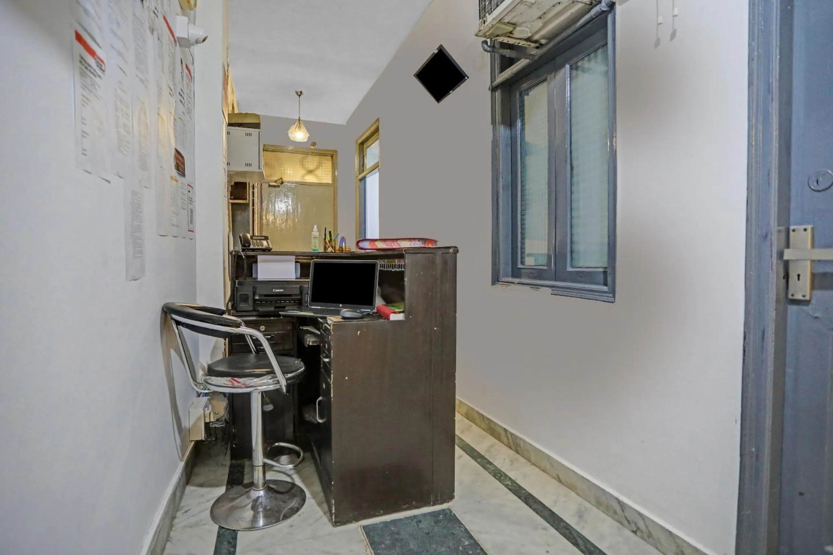 Lobby or reception in Hotel O The Premium Villa