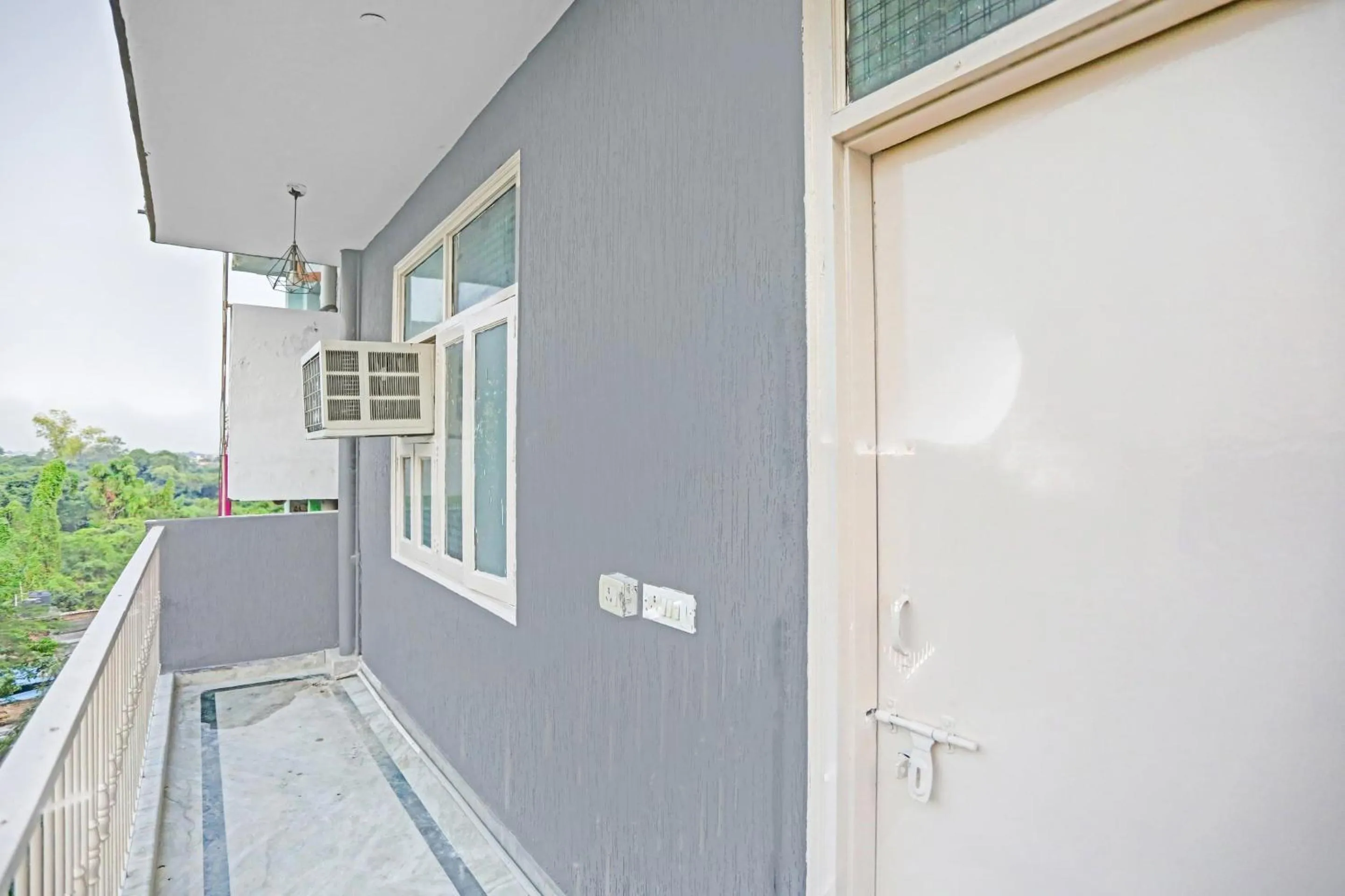 Lobby or reception in Hotel O The Premium Villa