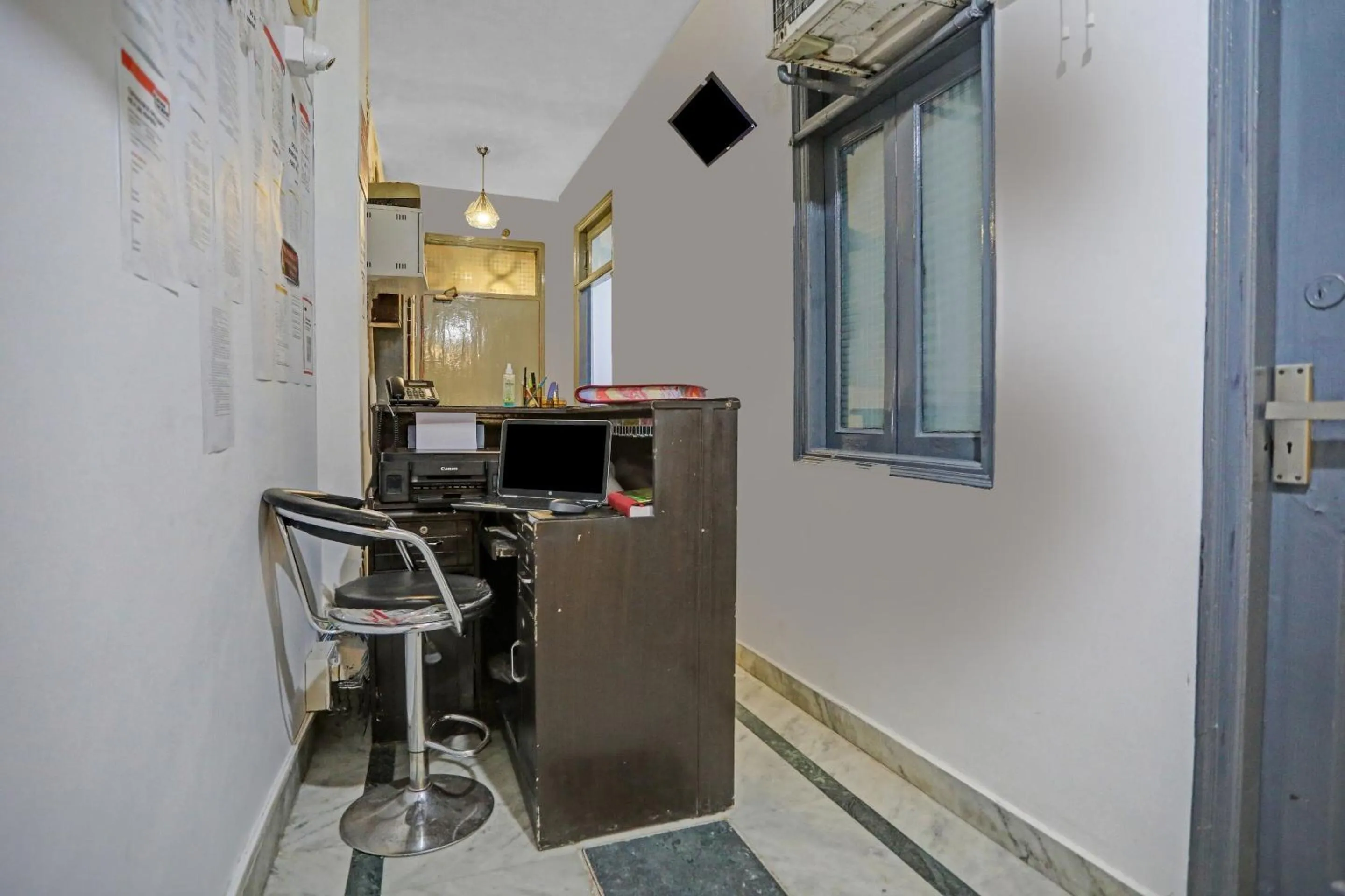 Lobby or reception in Hotel O The Premium Villa