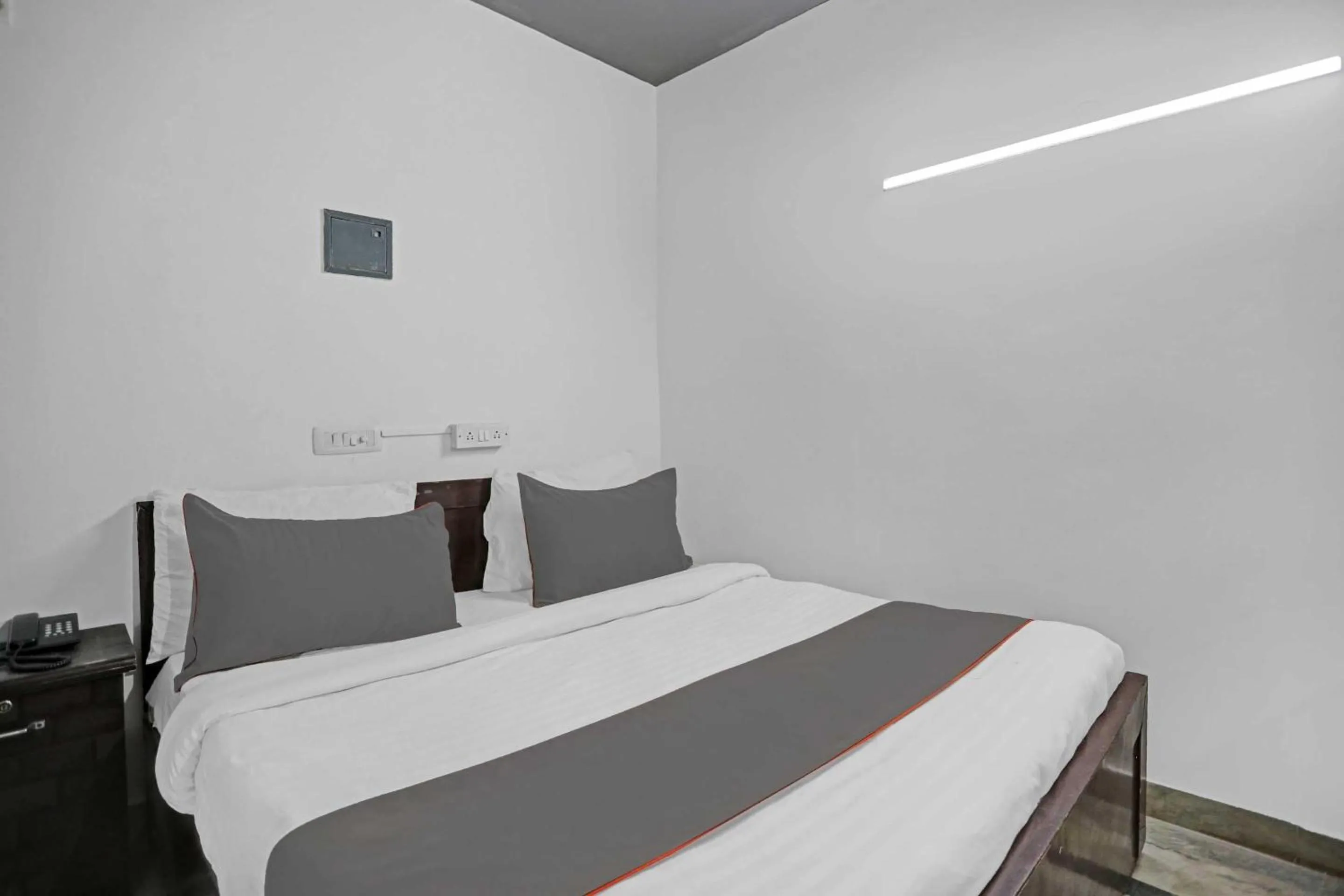 Bedroom, Bed in Hotel O The Premium Villa