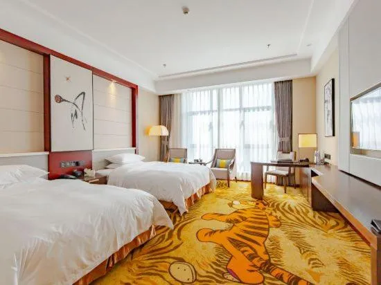 Bed in Binhai Jinling International Hotel