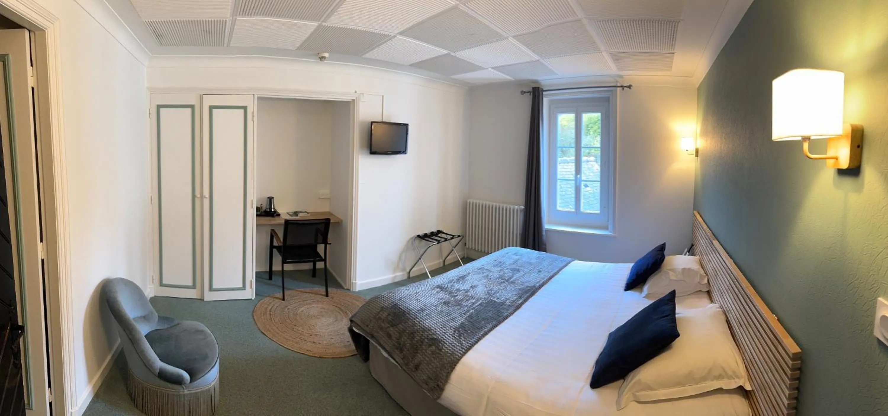 Logis Hôtel du Commerce