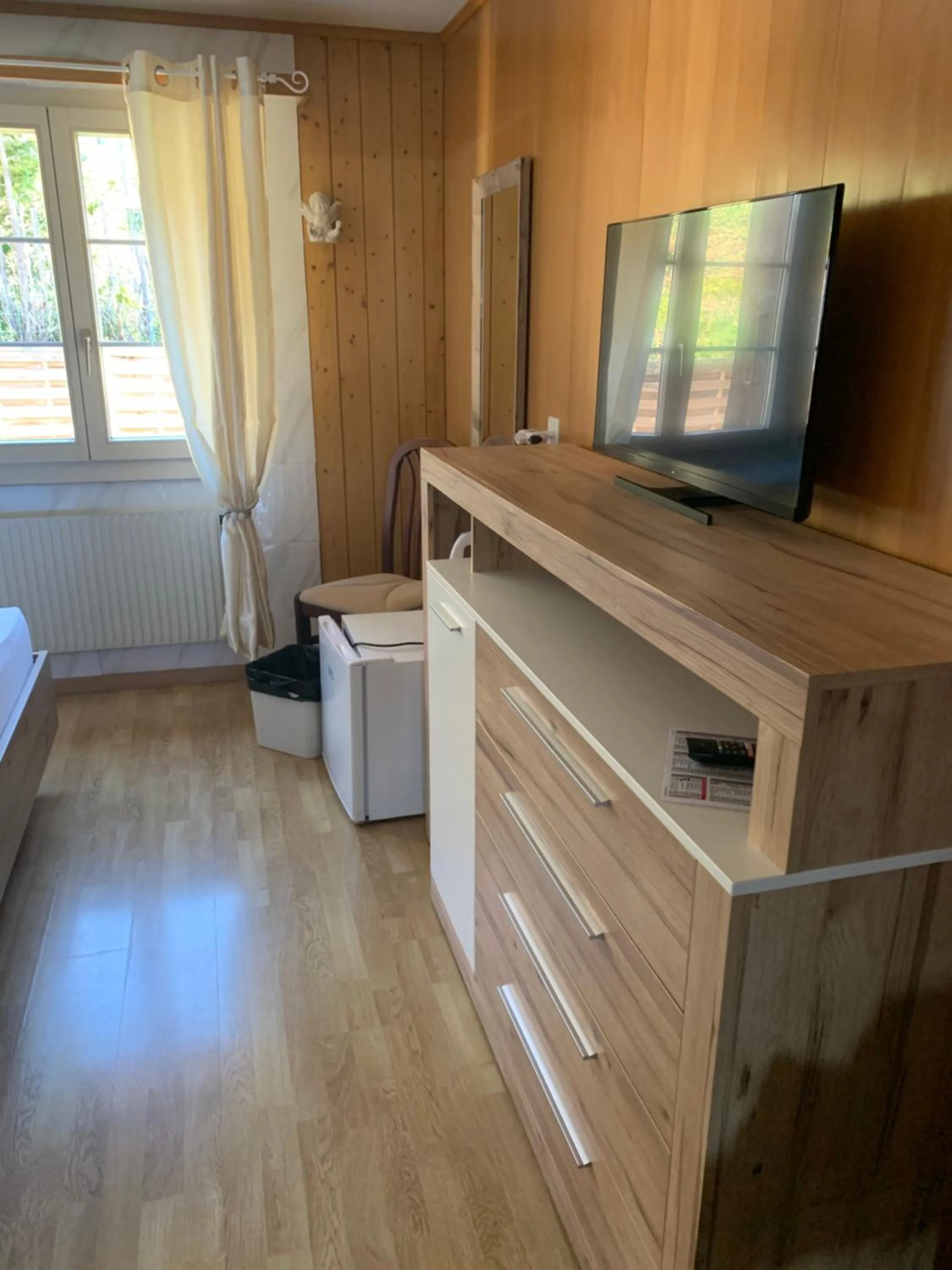 Bed in Hotel Rössli