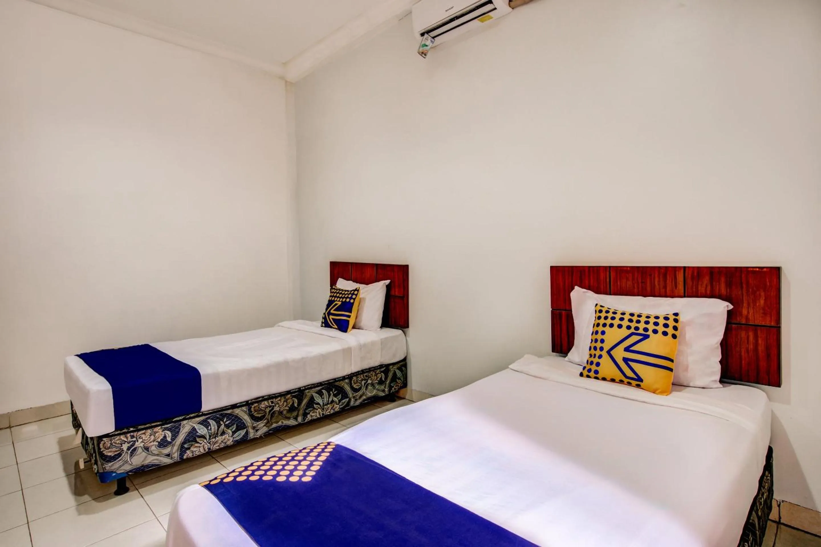 Bedroom, Bed in Hotel O Al-ghani 2 Syariah