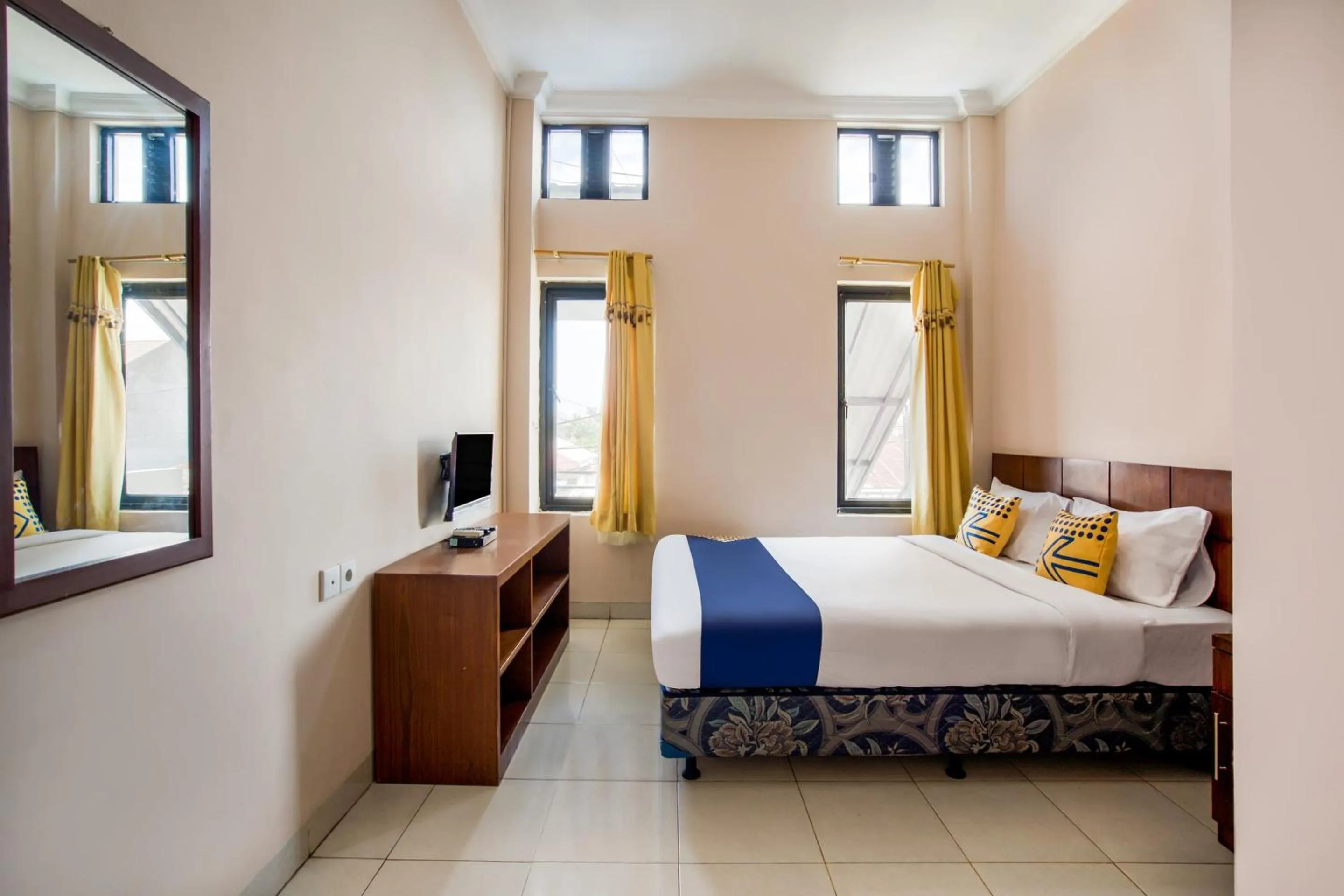 Bedroom, Bed in Hotel O Al-ghani 2 Syariah