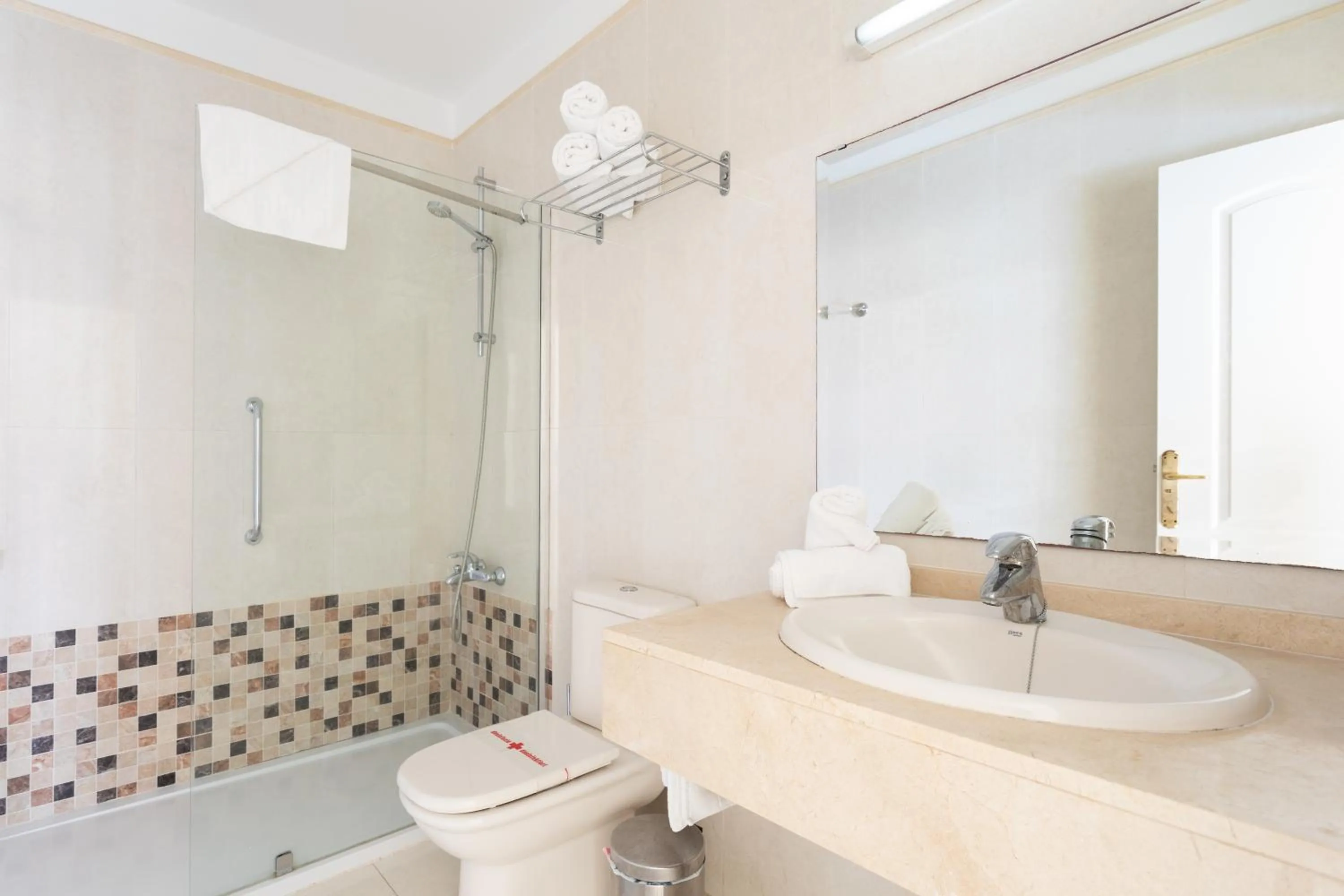 Bathroom in Residencial El Llano