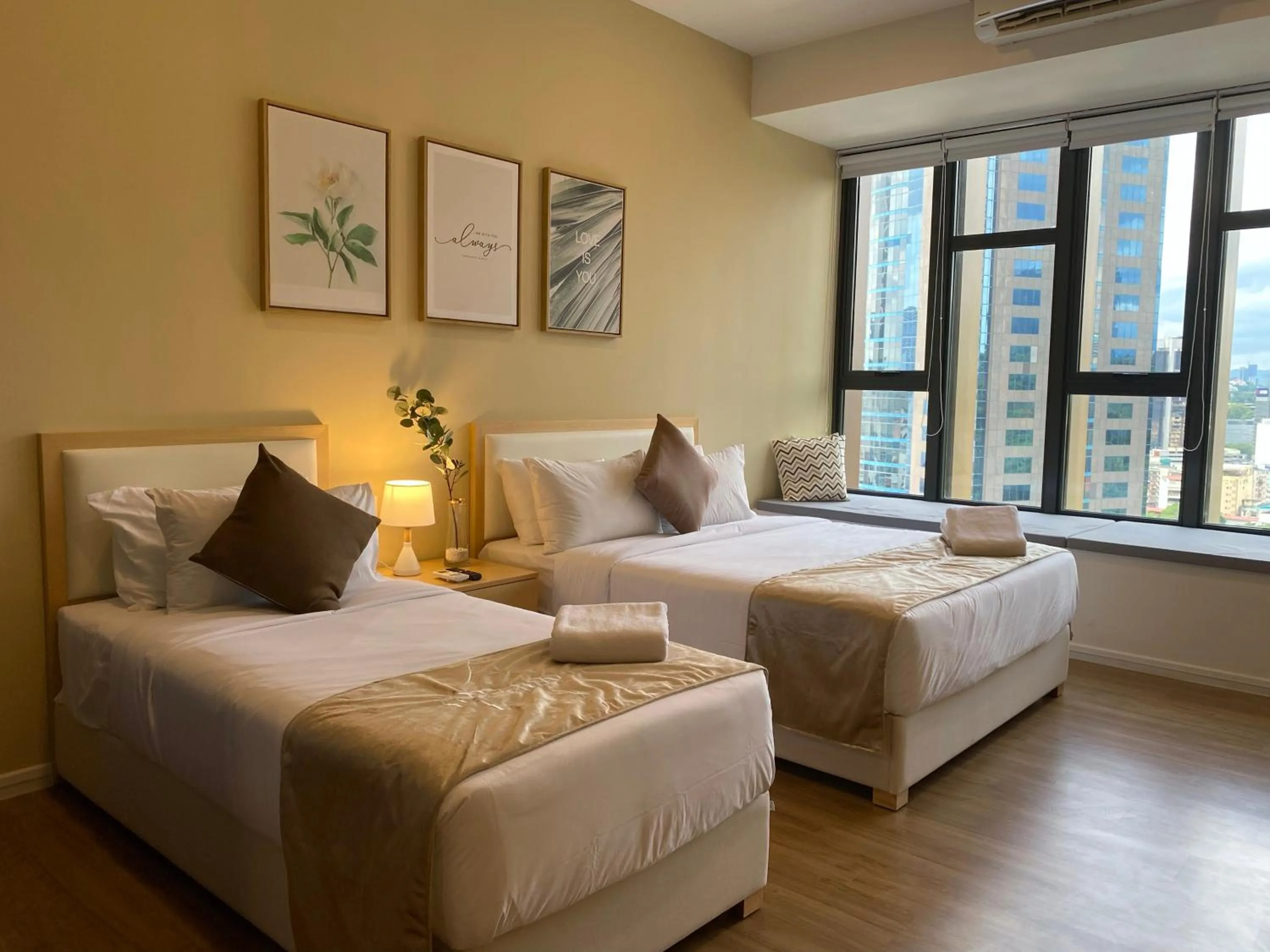 Bed in Ceylonz Suites by MyKey