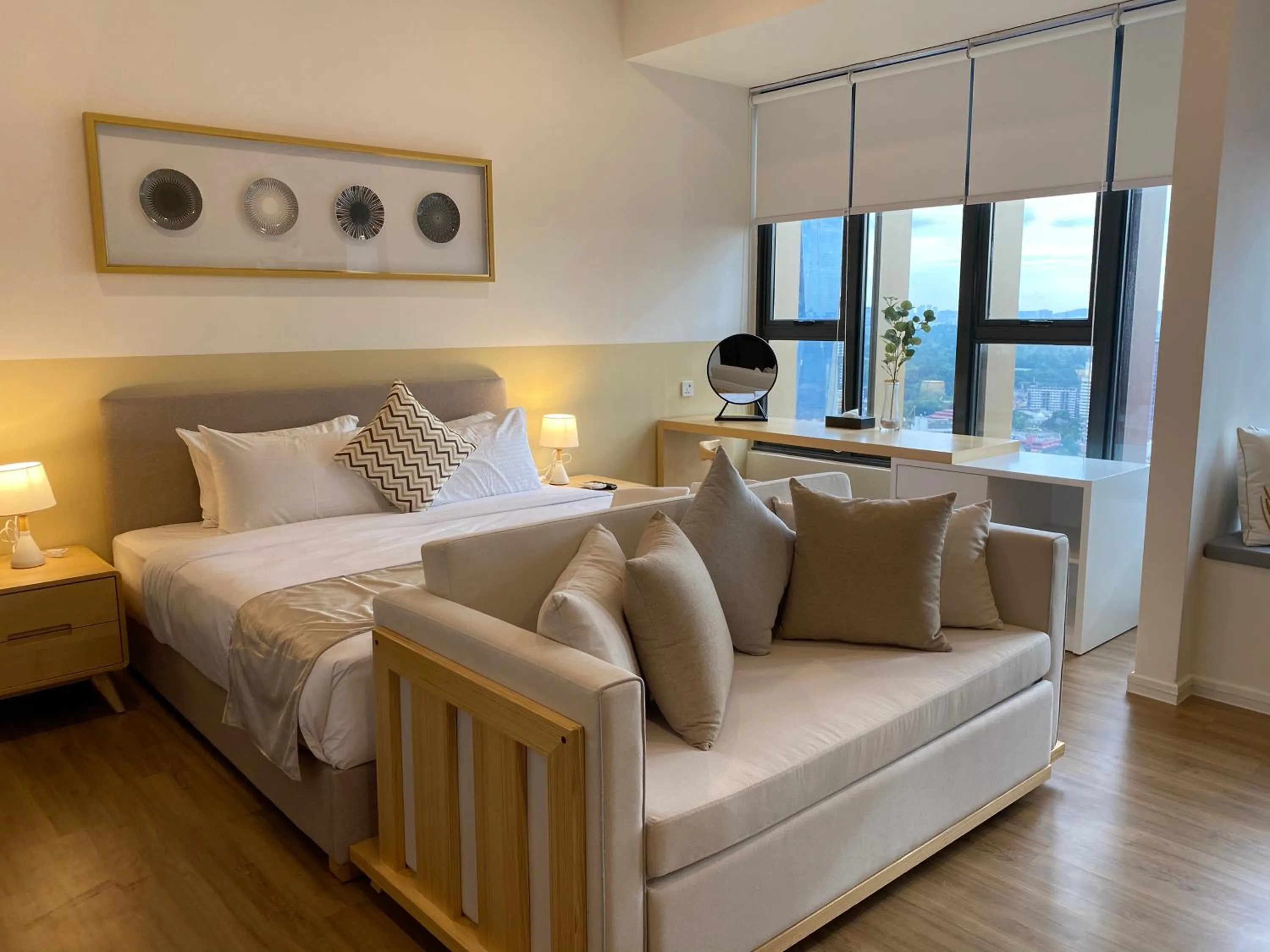 Photo of the whole room, Bed in Ceylonz Suites by MyKey