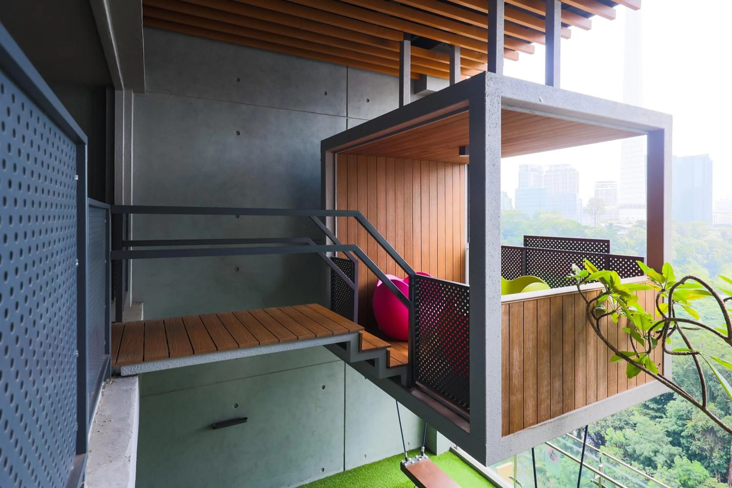 Ceylonz Suites by MyKey