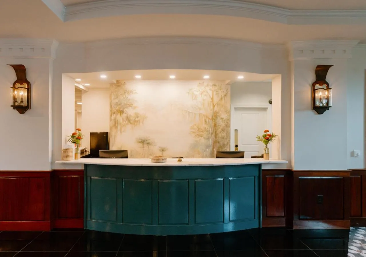 Lobby or reception in French Quarter Inn