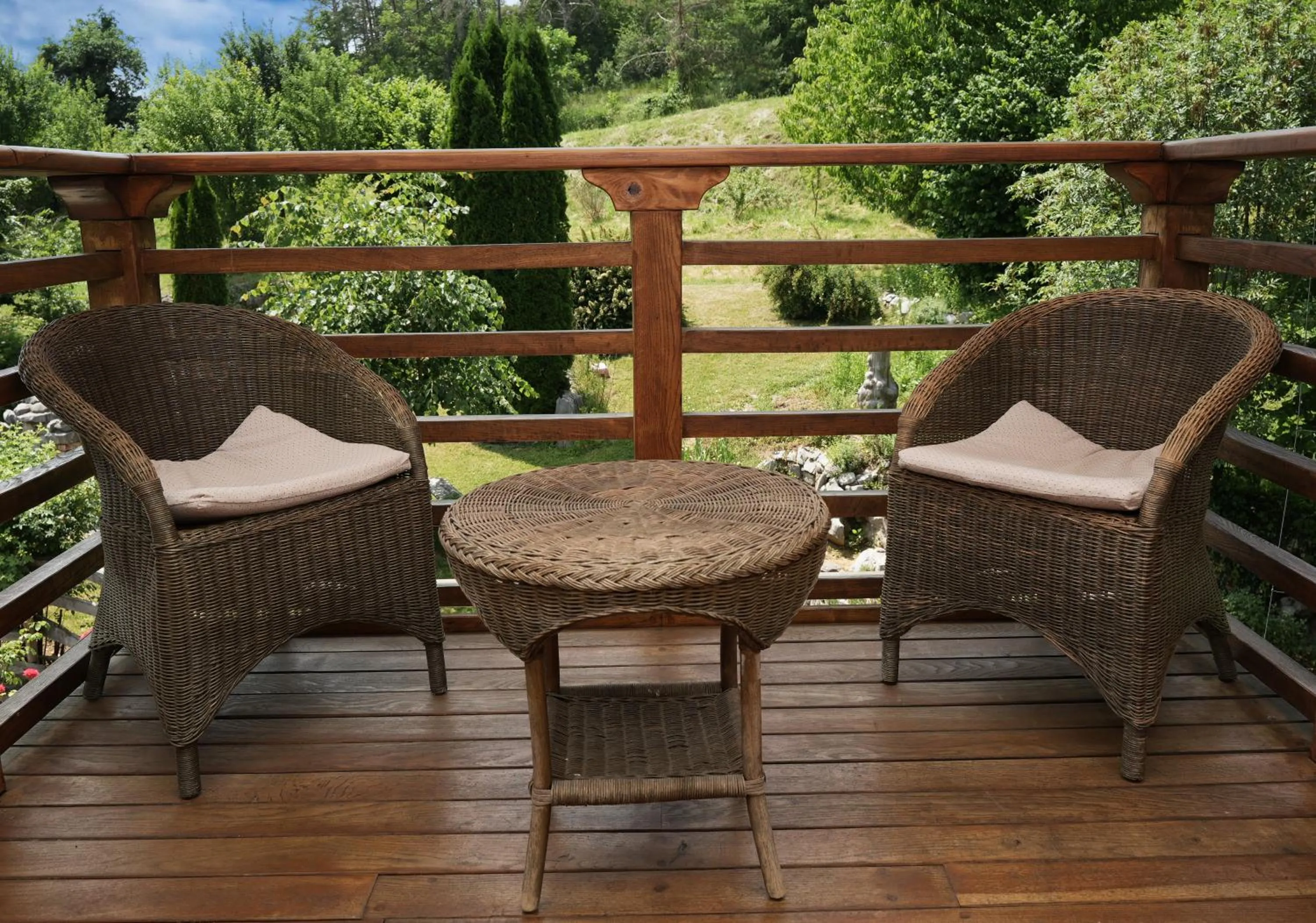 Spring in Miškar Rooms