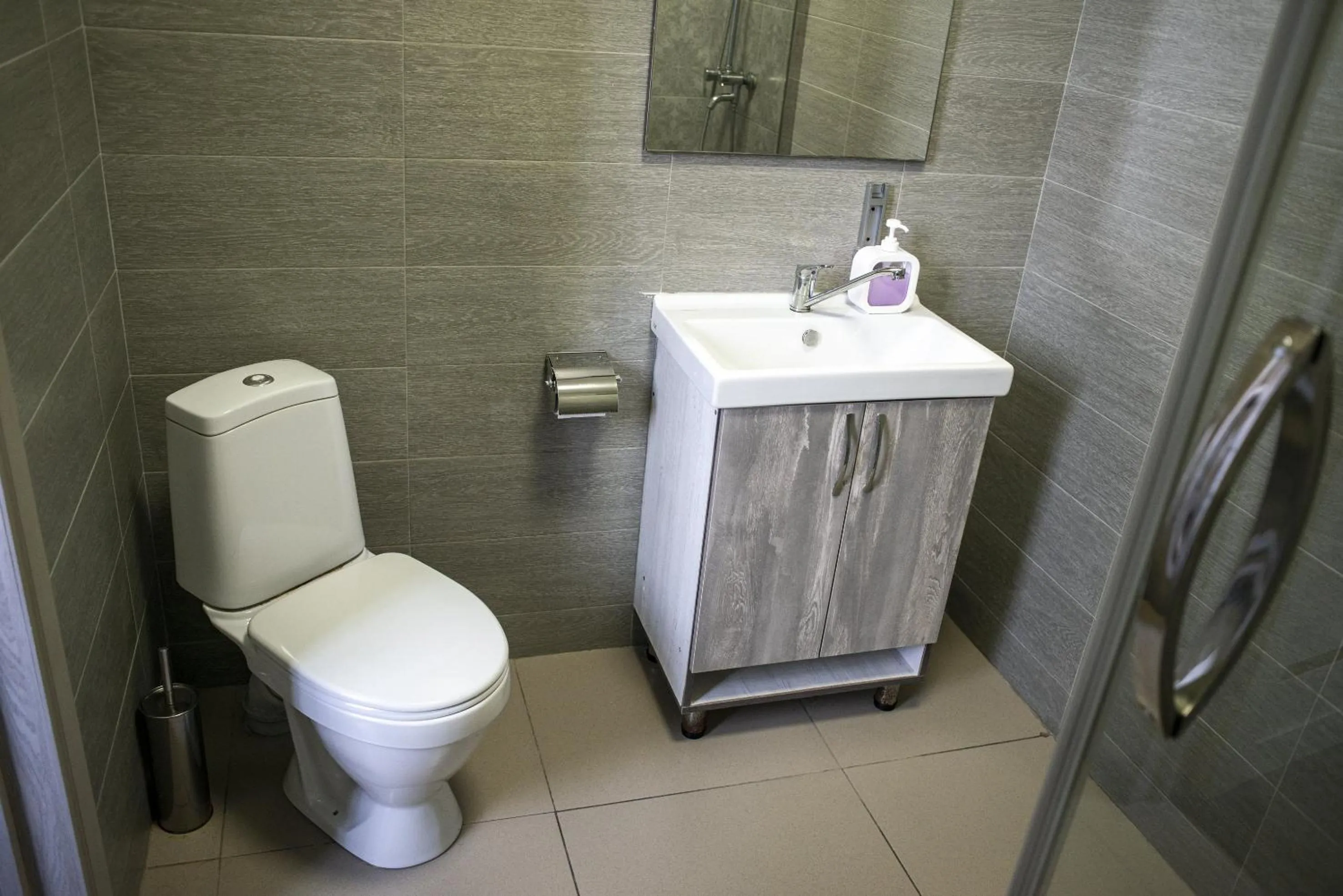 Bathroom in Tarlan Hotel