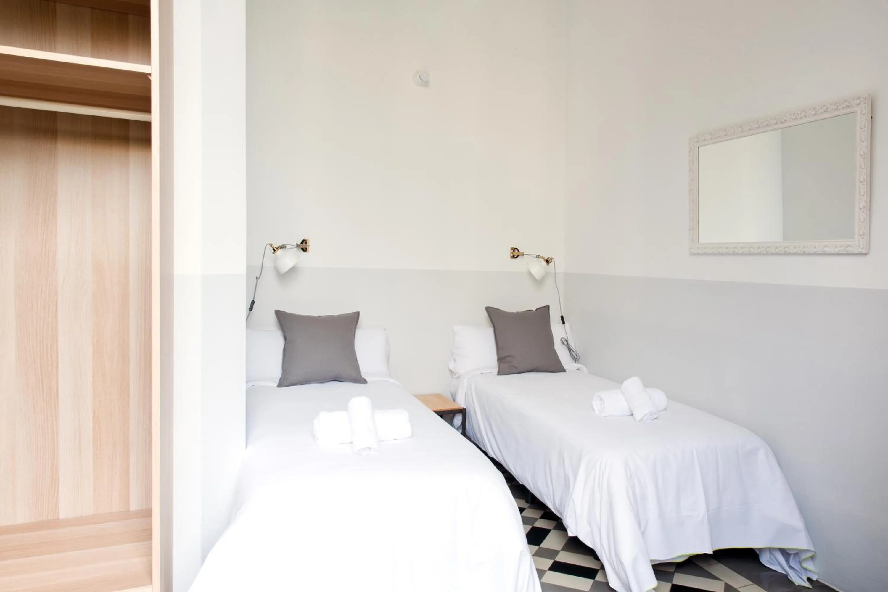 Bed in My Address in Barcelona