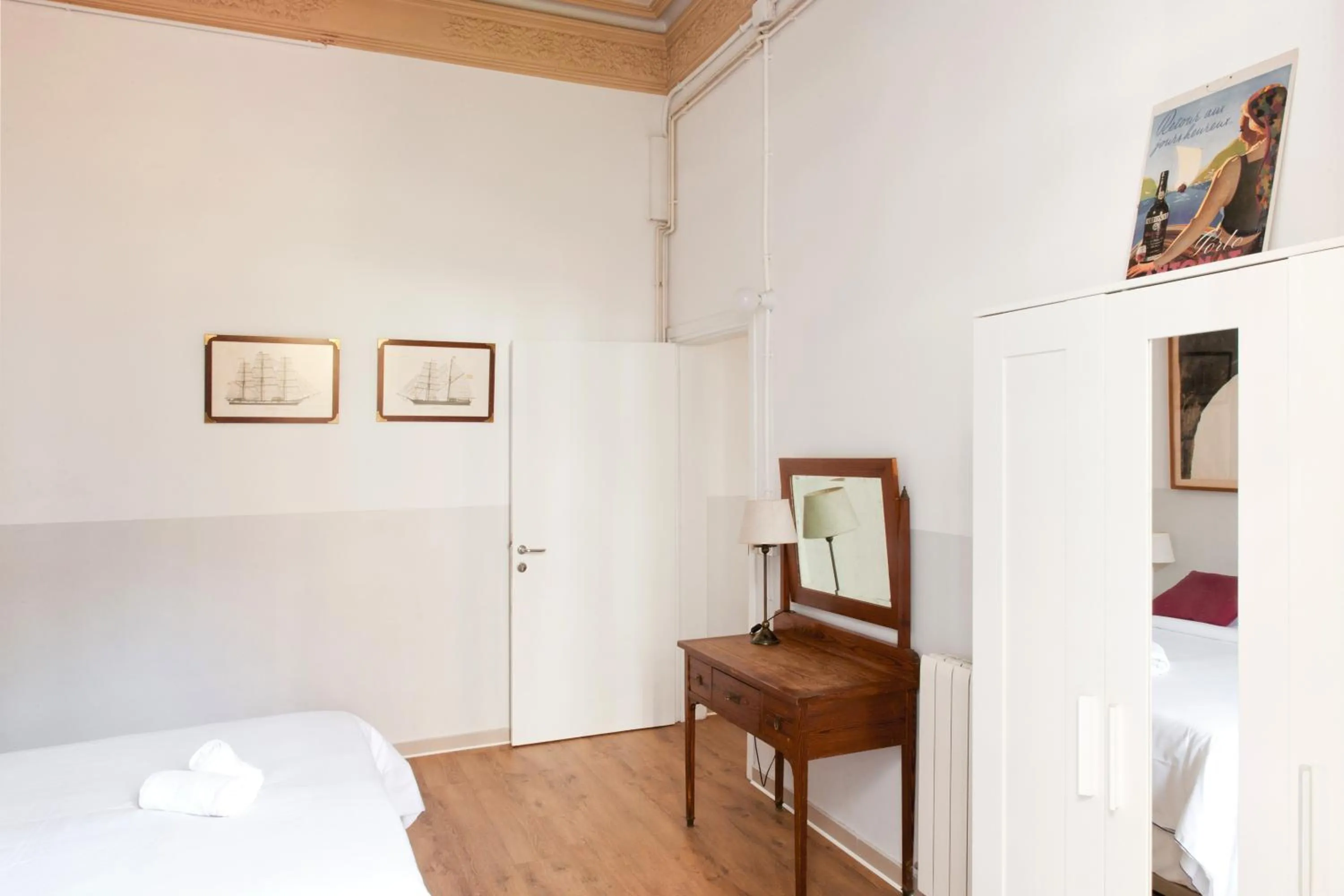 Bedroom, Bed in My Address in Barcelona