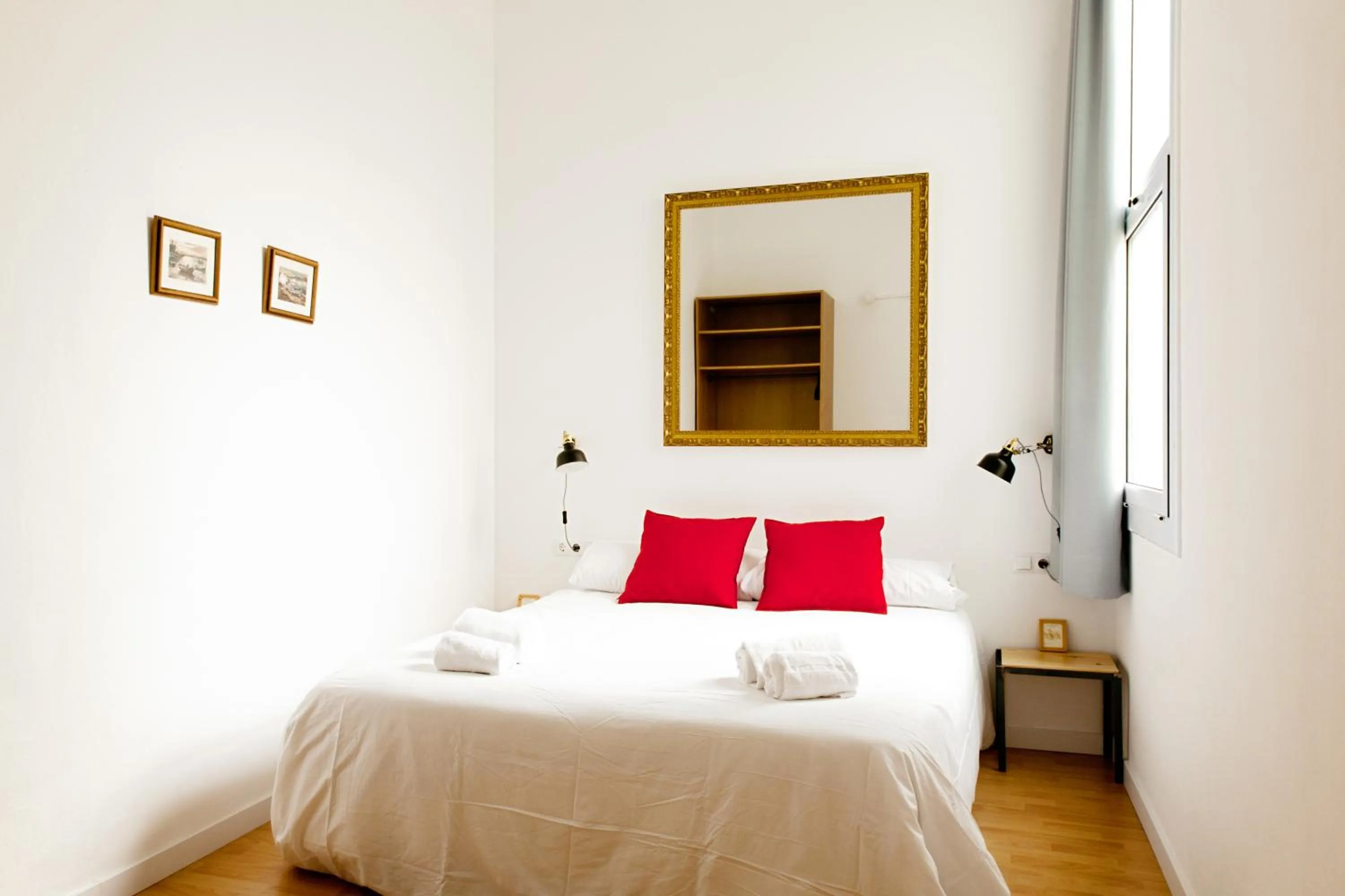 Bedroom, Bed in My Address in Barcelona