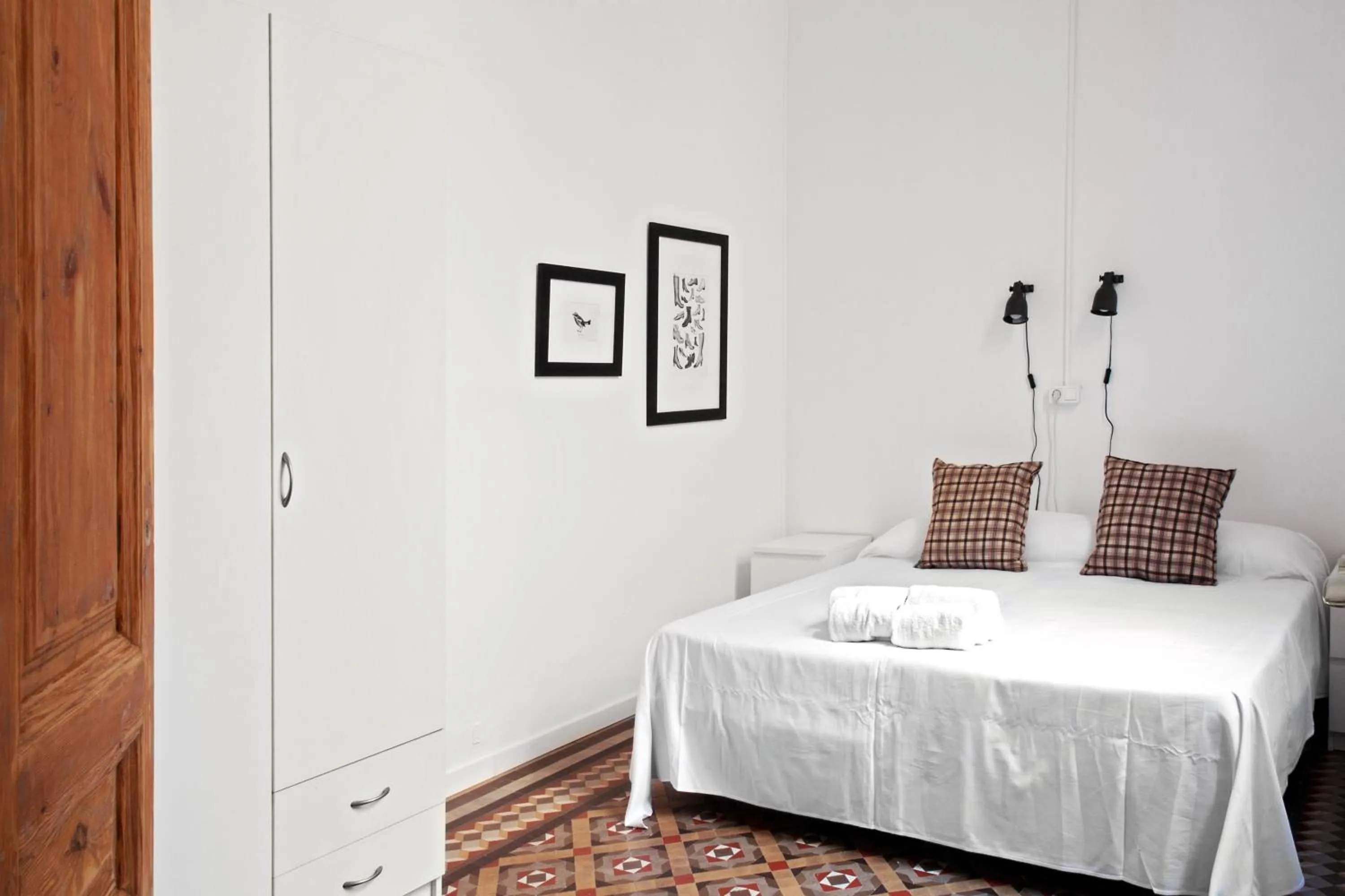 Bed in My Address in Barcelona