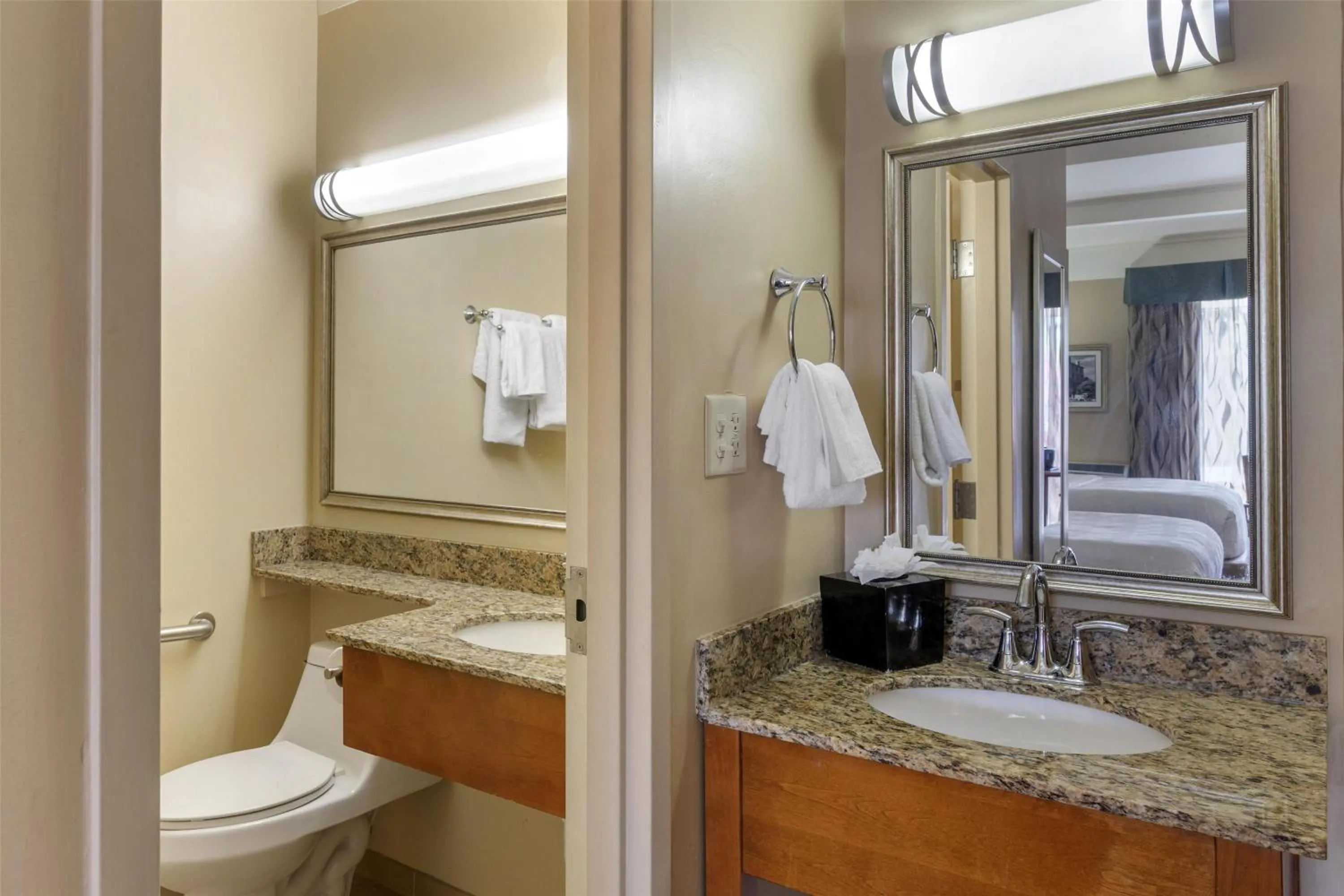 Bathroom in Best Western Charleston Inn