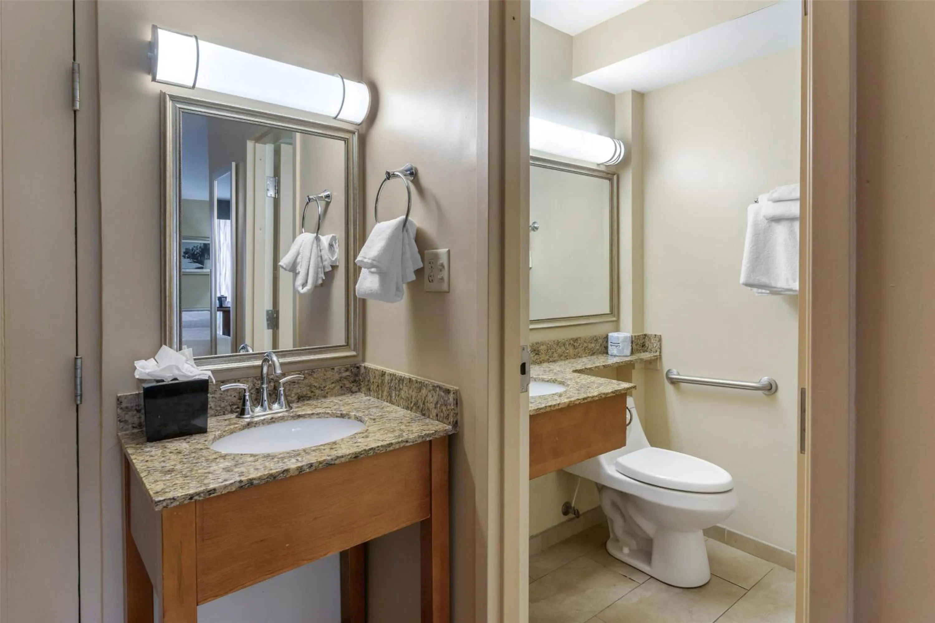 Bathroom in Best Western Charleston Inn