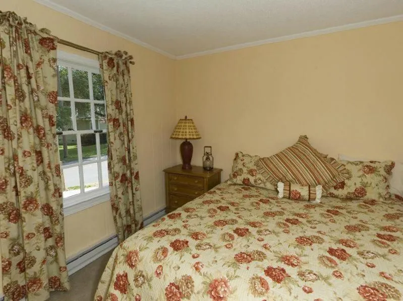 Decorative detail in Hillwinds Inn - Blowing Rock