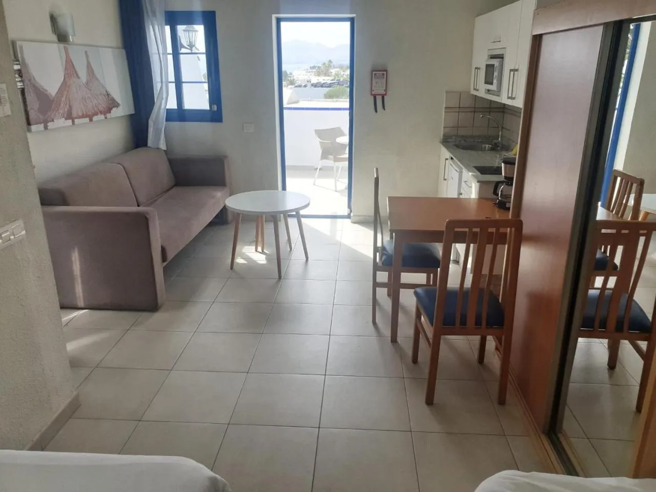 Kitchen or kitchenette in Grupotel Cinco Plazas