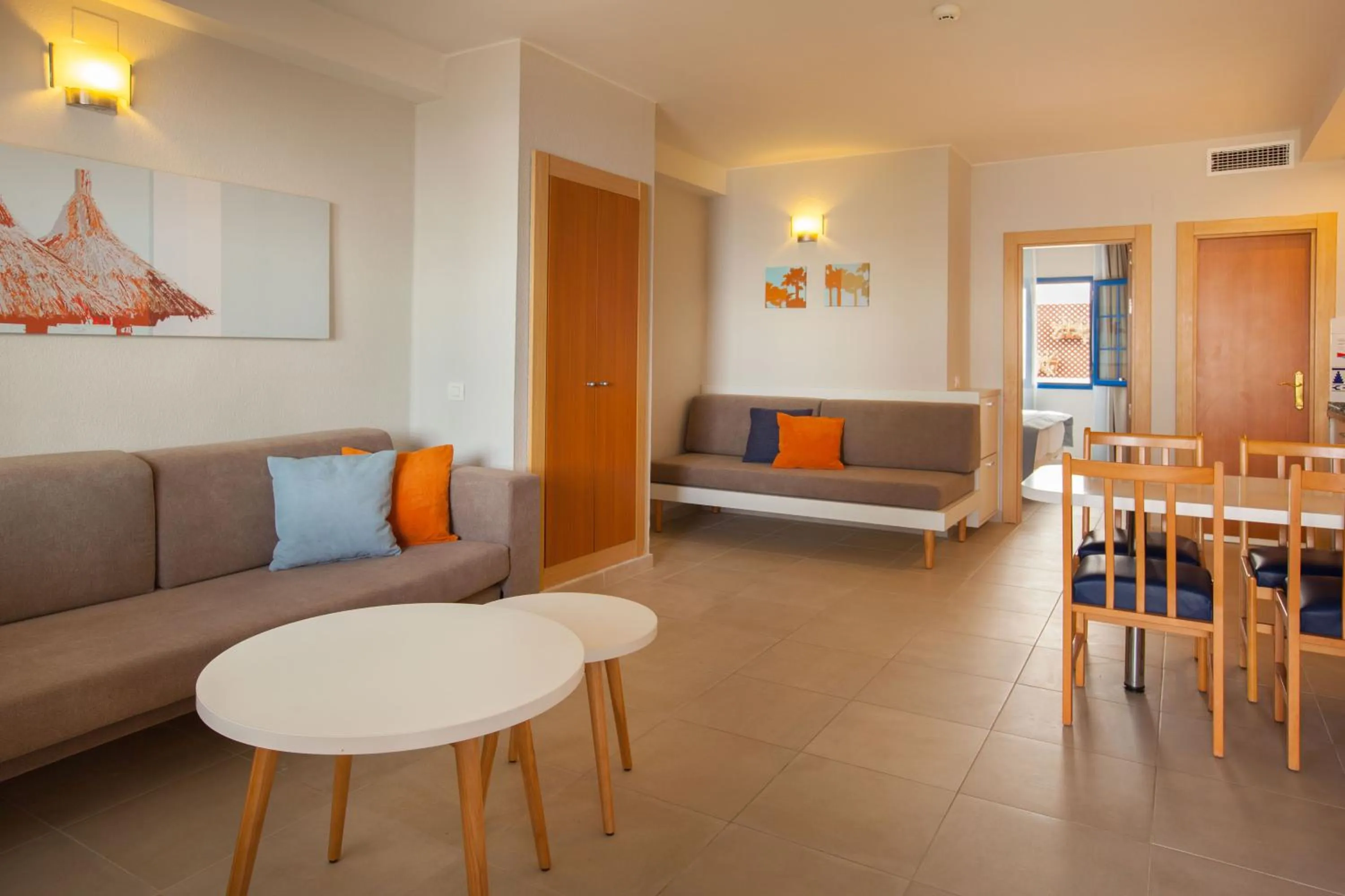 Living room in Grupotel Cinco Plazas