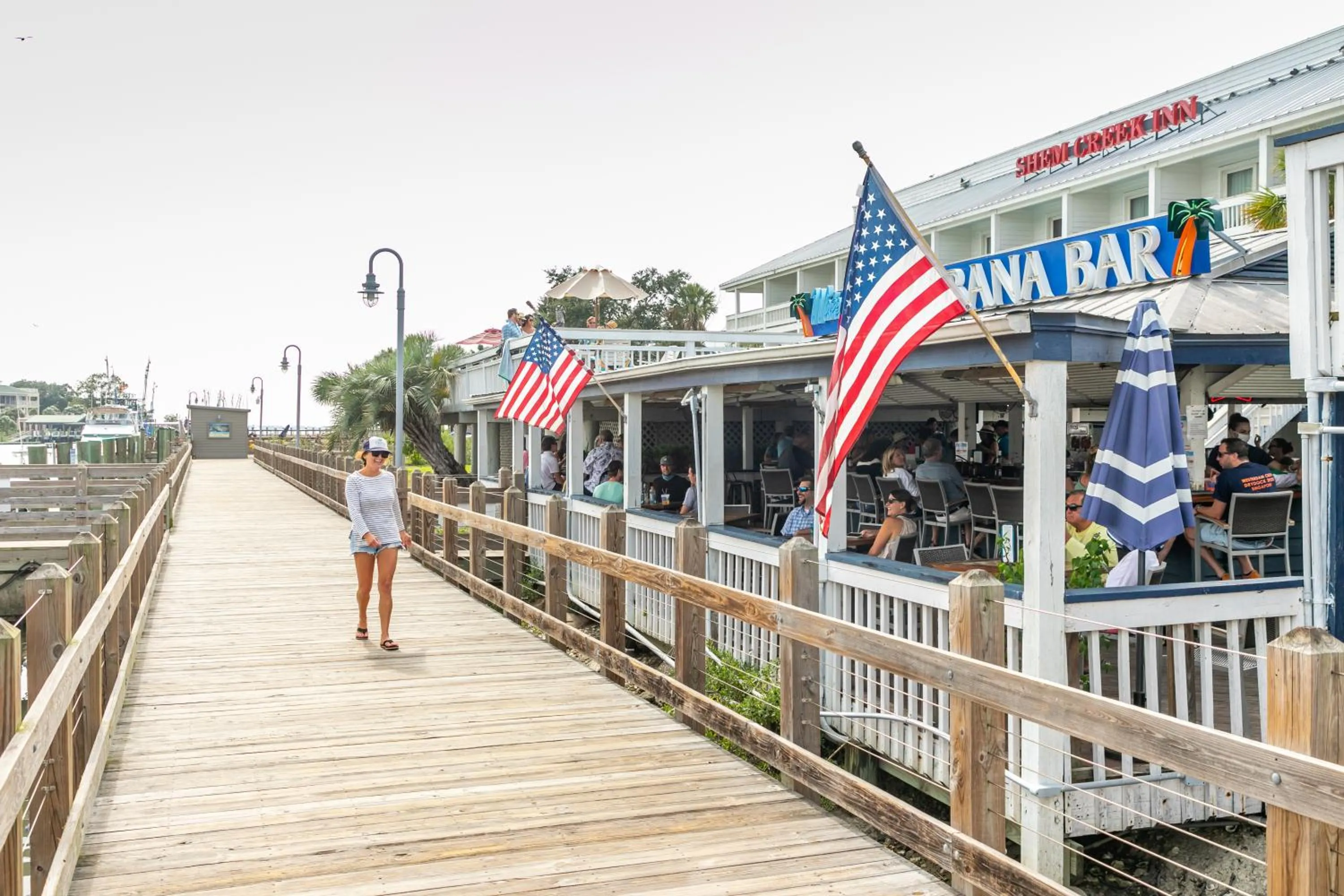 Restaurant/places to eat in Shem Creek Inn