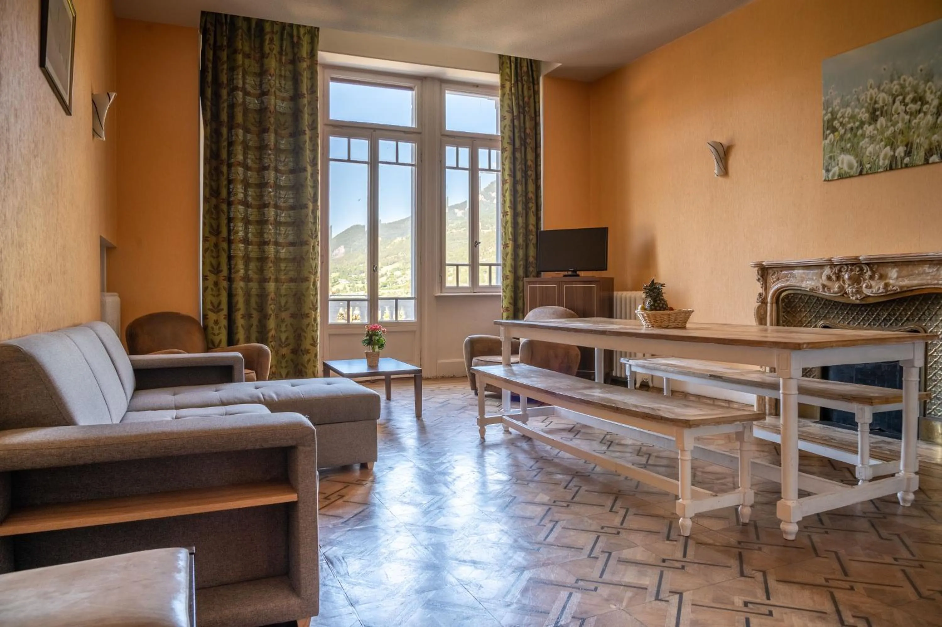 Résidence Château des Magnans by Nevesol