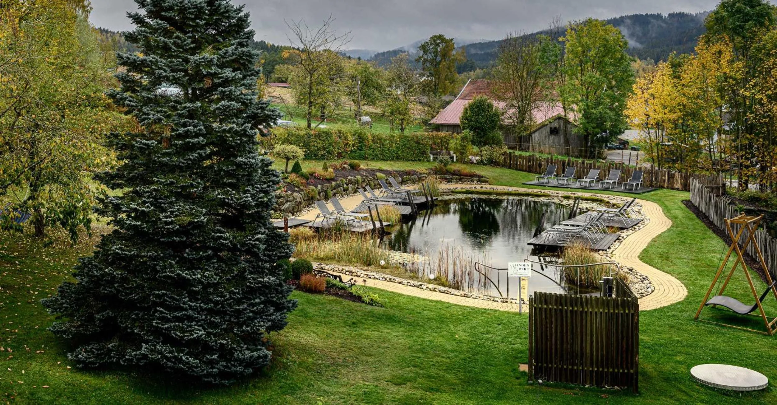 Swimming pool in Hotel Lindenwirt