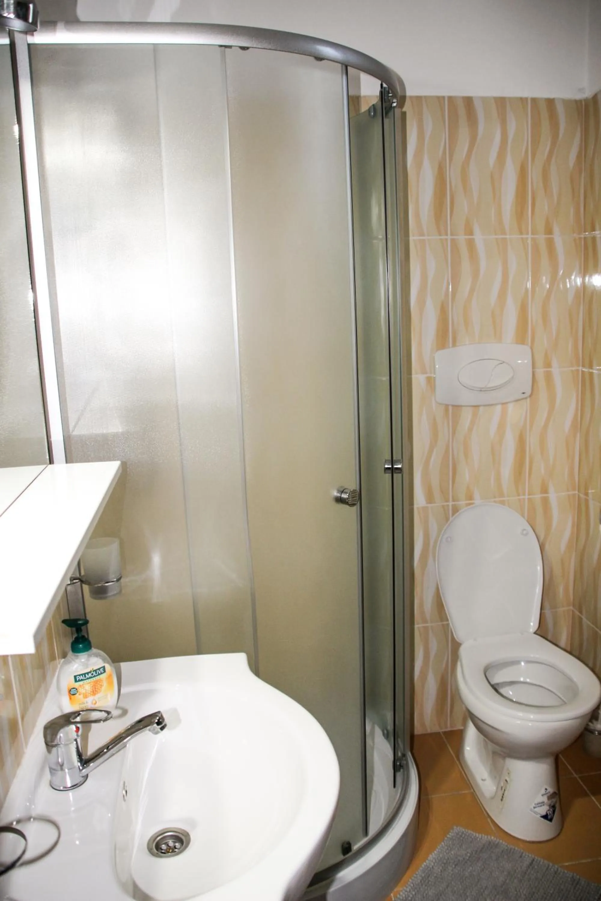 Bathroom in Hotel Corina