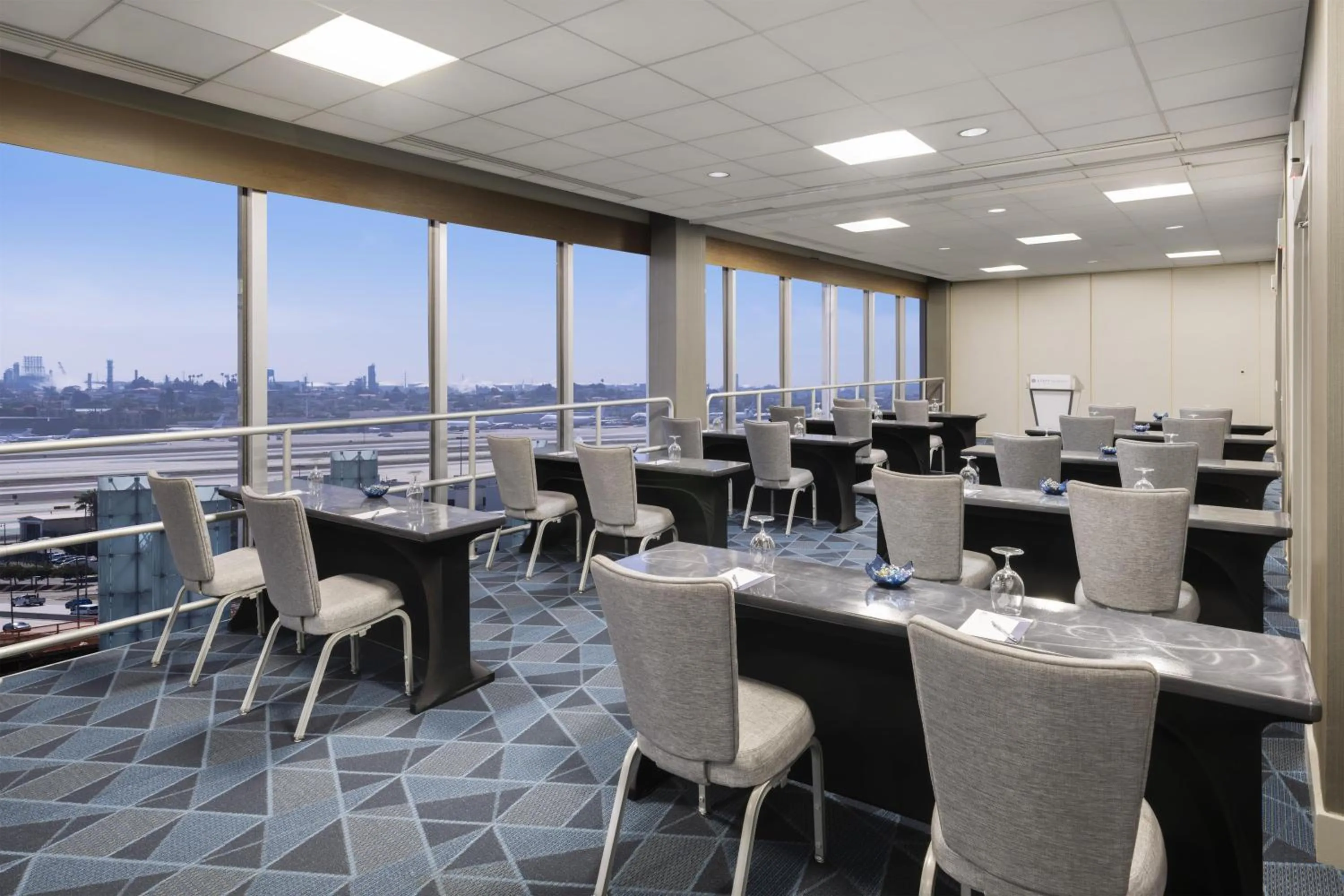 Meeting/conference room in Hyatt Regency Los Angeles International Airport