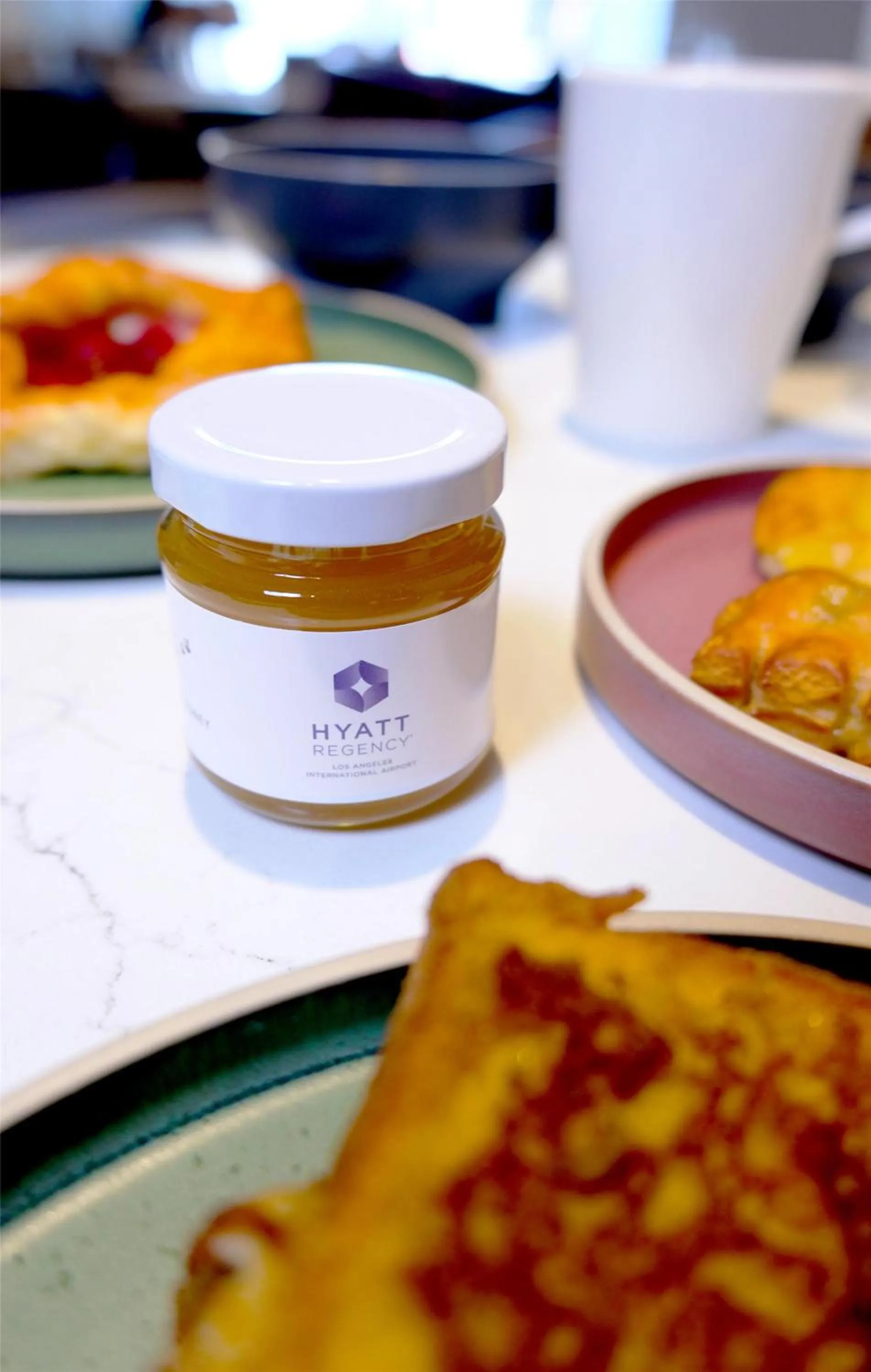 Restaurant/places to eat in Hyatt Regency Los Angeles International Airport