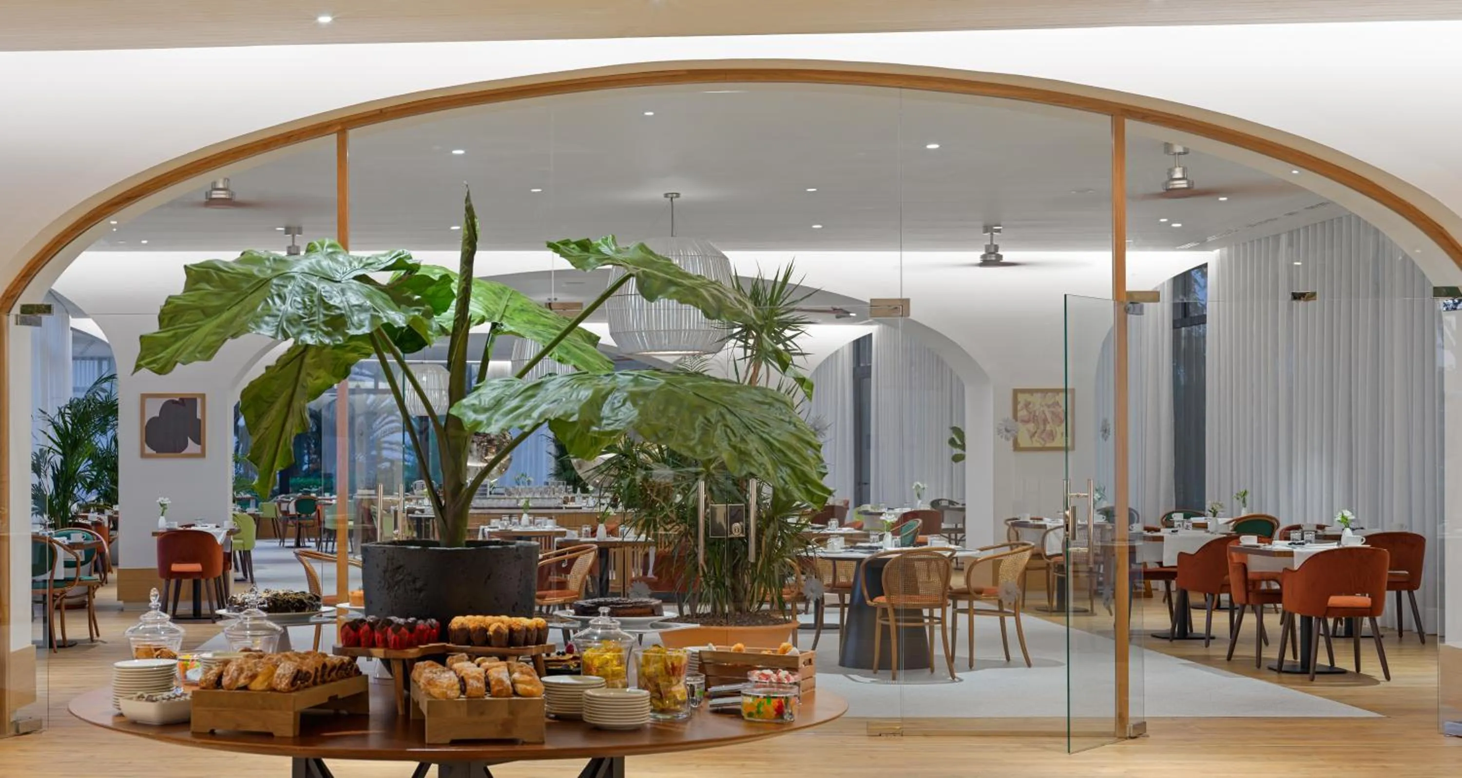 Buffet breakfast in H10 Imperial Tarraco 4 Sup