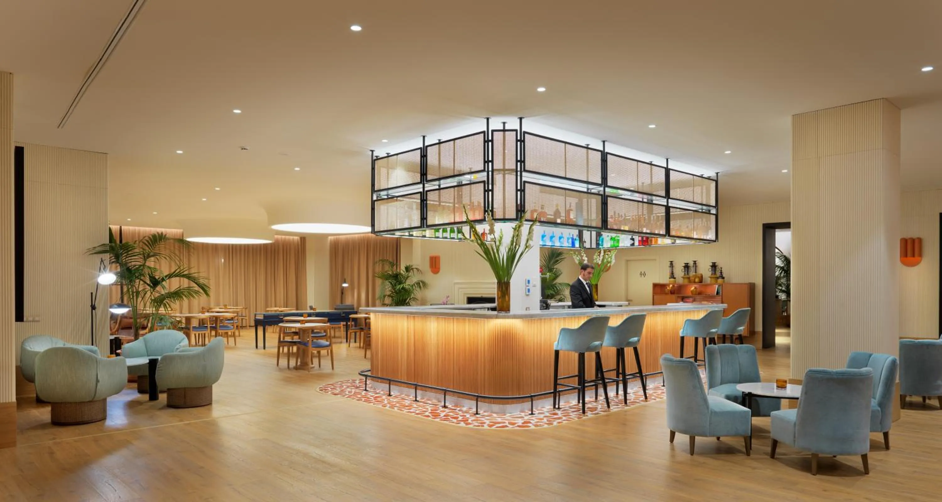 Lounge or bar in H10 Imperial Tarraco 4 Sup