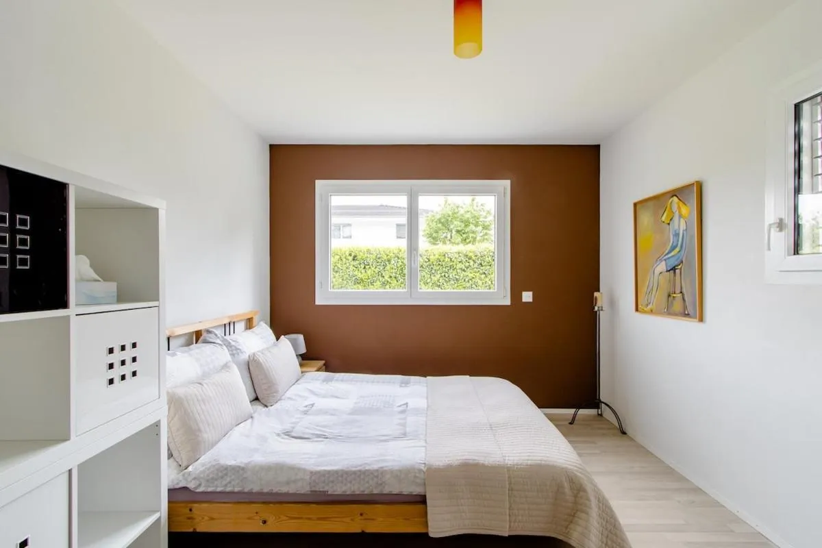 Bed in Montaney Guests House - EPFL